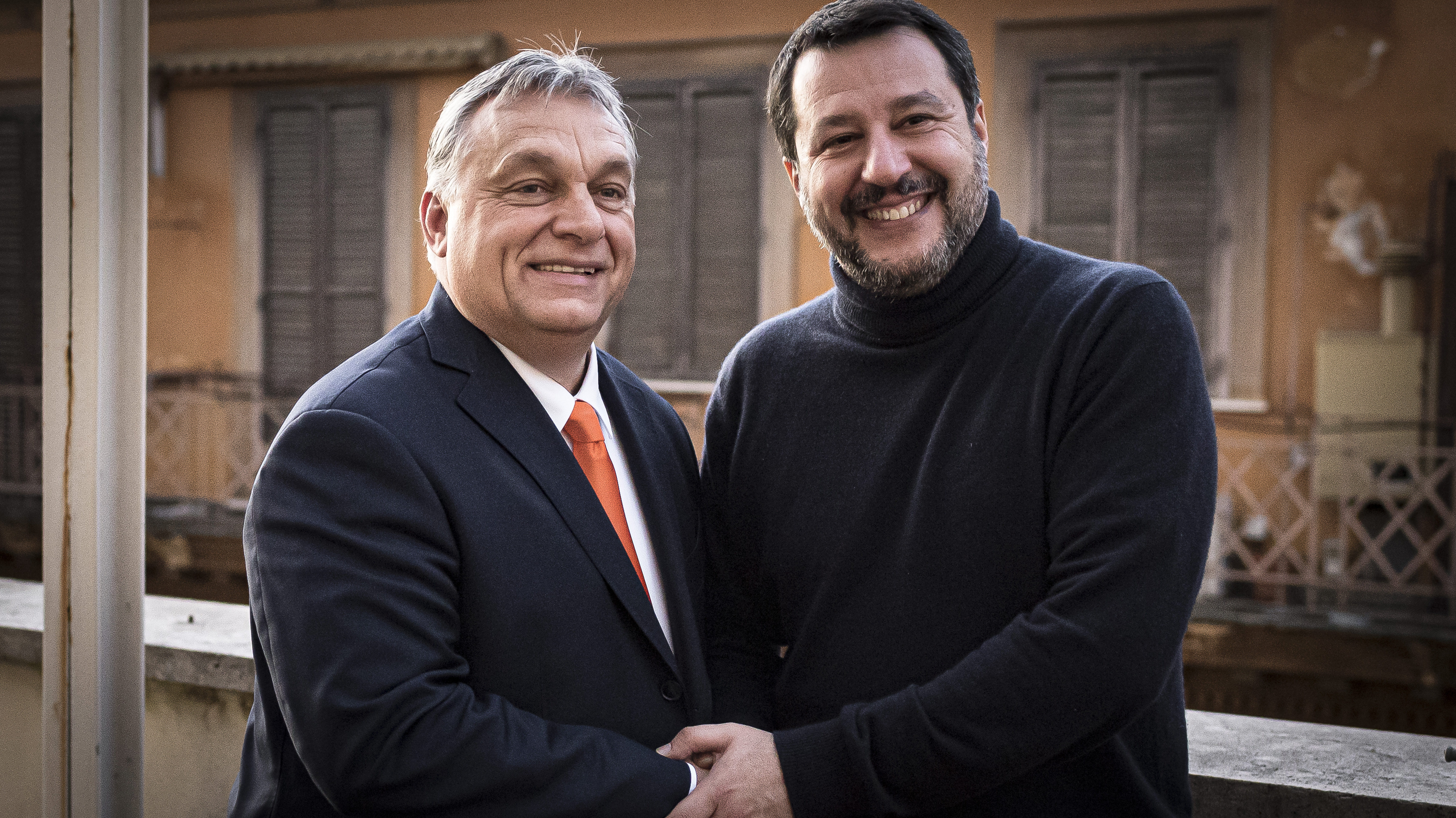 Salvini “udvarol” Orbánnak az olasz sajtó szerint