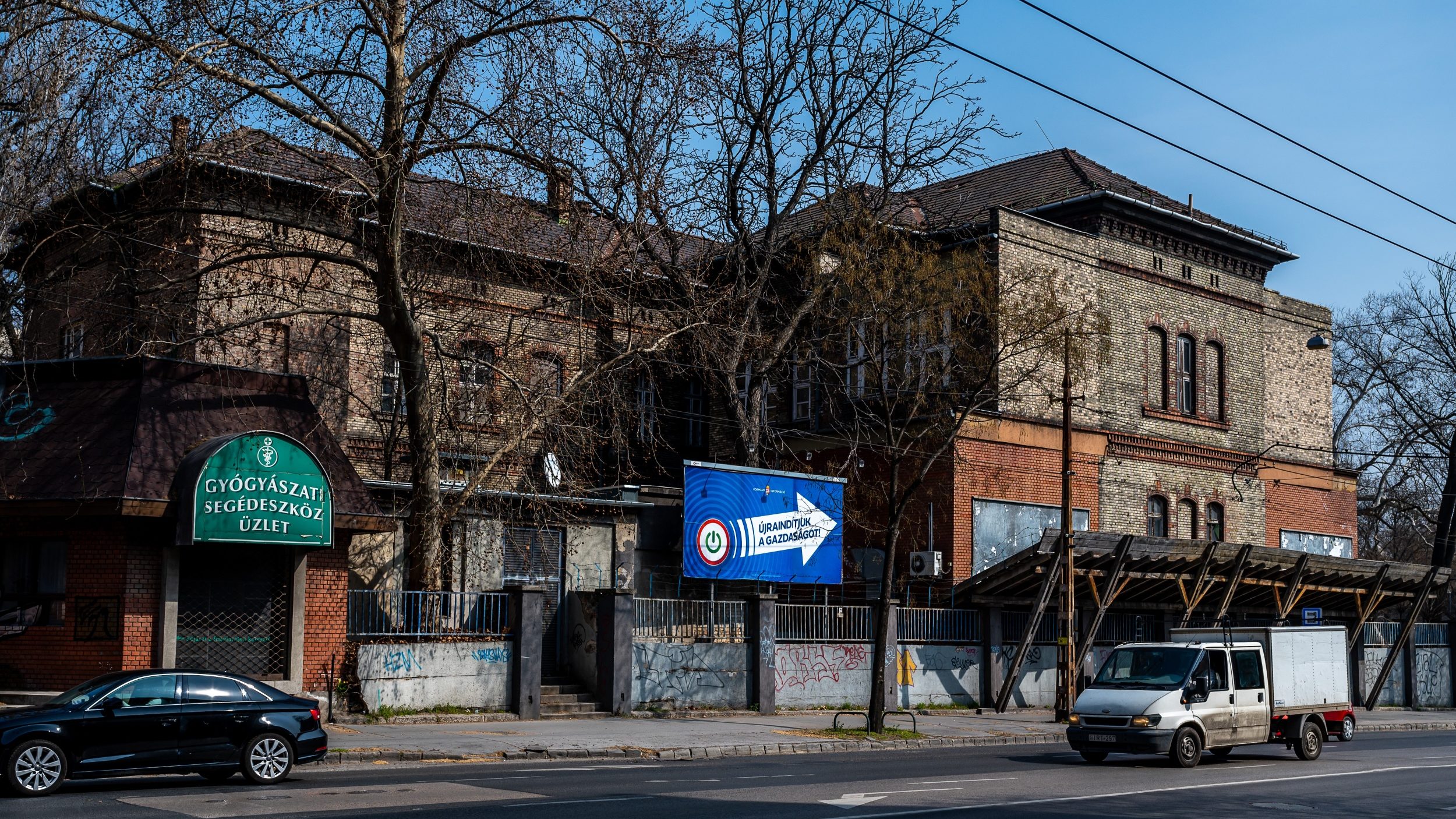 Az OGYÉI költözhet a hajléktalankórház helyére, Habony köre járhat jól