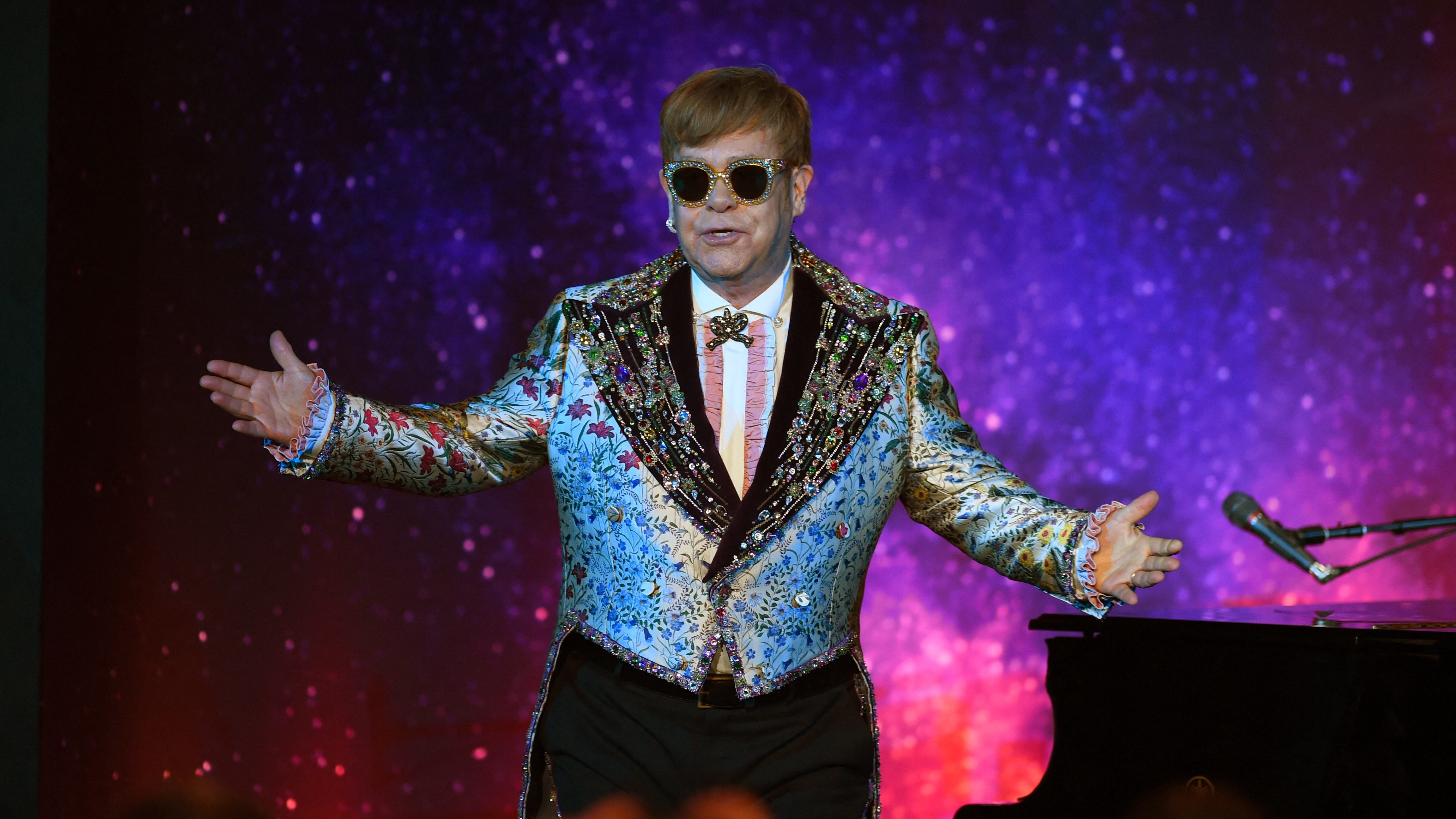 Elton John a Metallicával dolgozik együtt