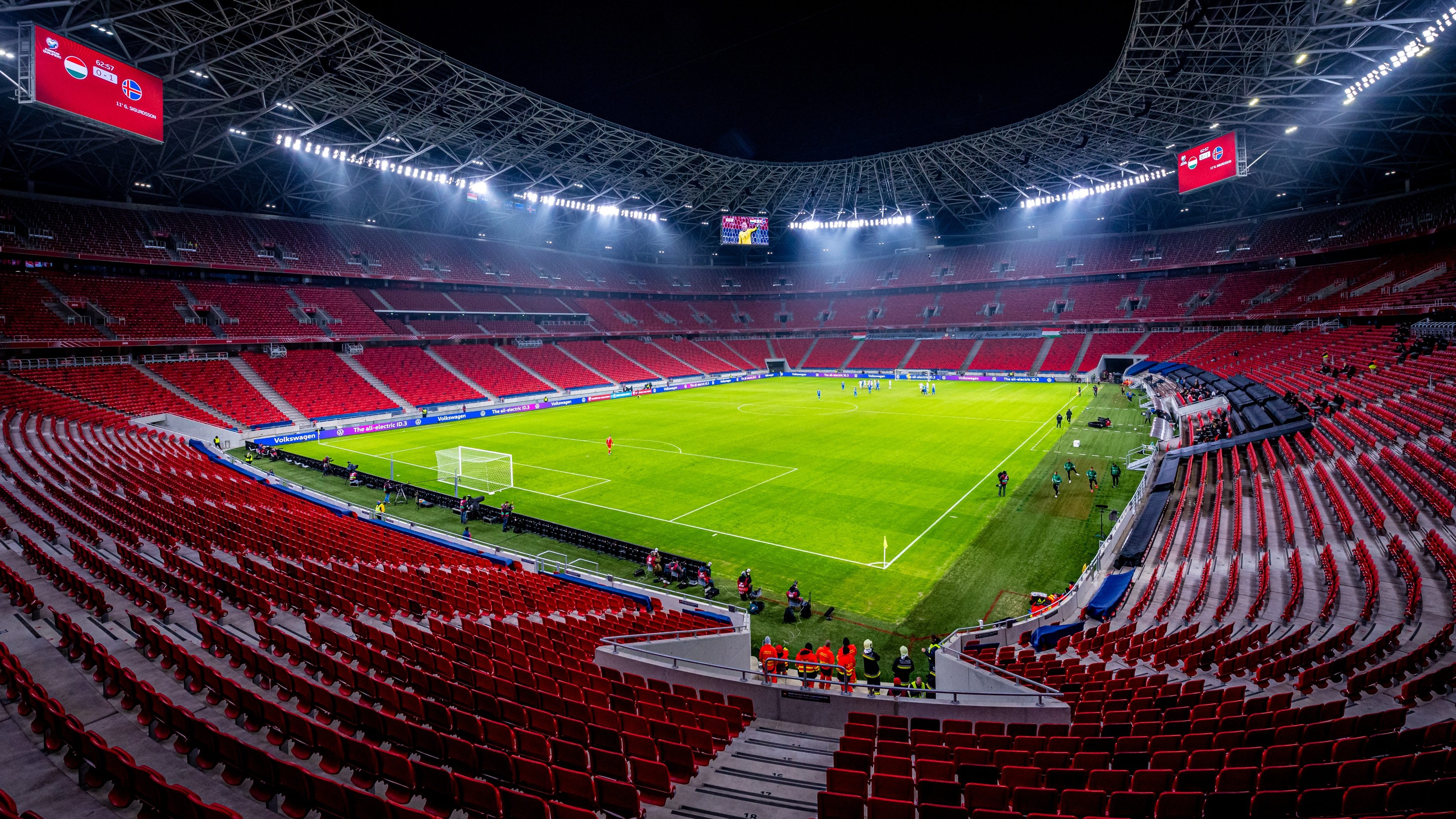 Budapest az UEFA-tól tudta meg, hogy telt házas mérkőzéseket tervez a kormány az Eb-n
