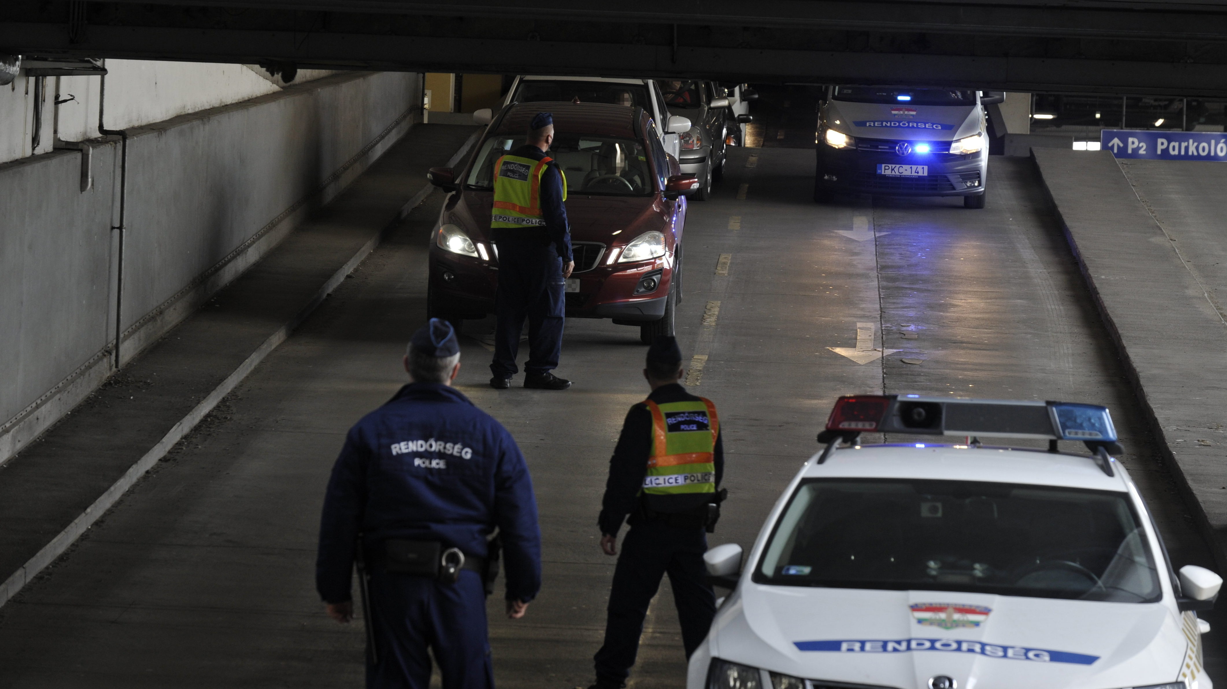 Mégsem történt rablási kísérlet az Árkádban, a pénzszállító csak kitalálta az egészet