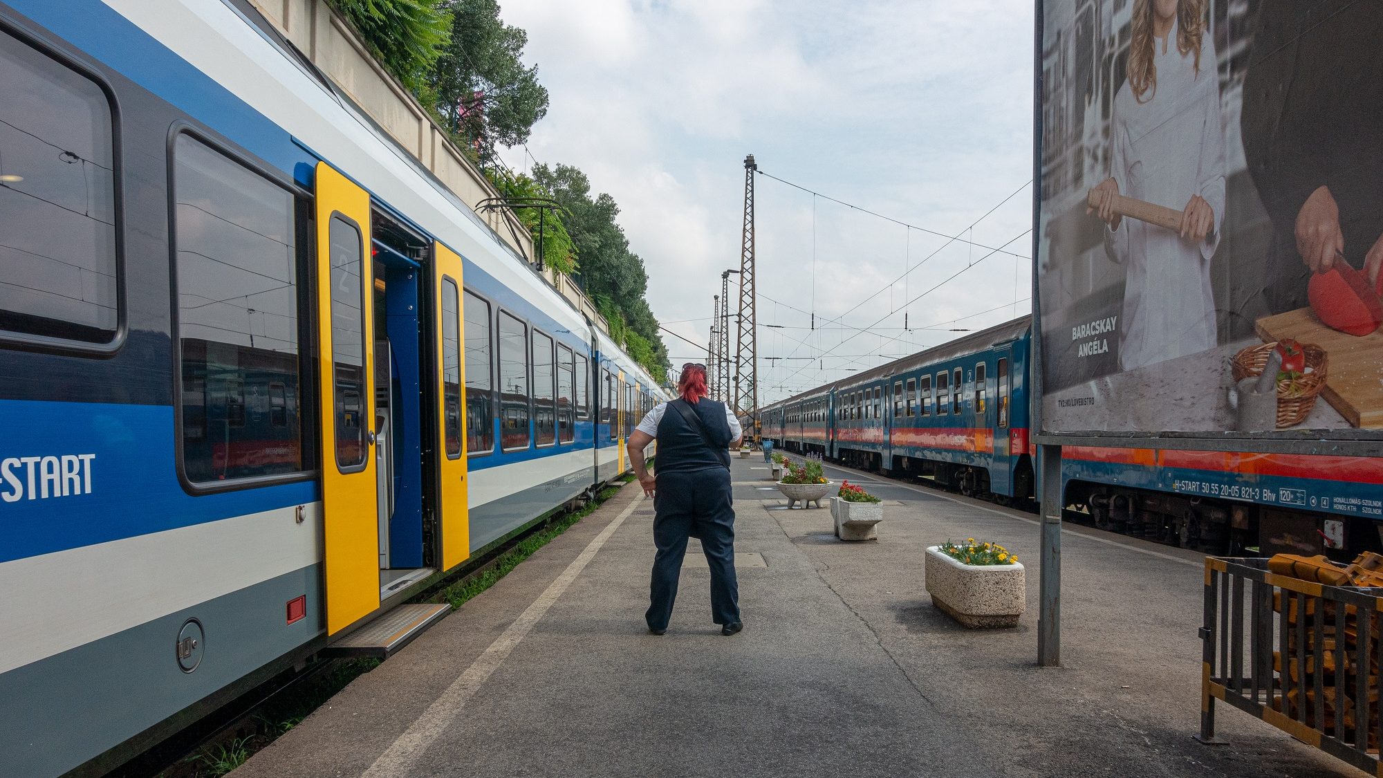 Ezer testkamerát vesz a MÁV, így védi az ellenőröket