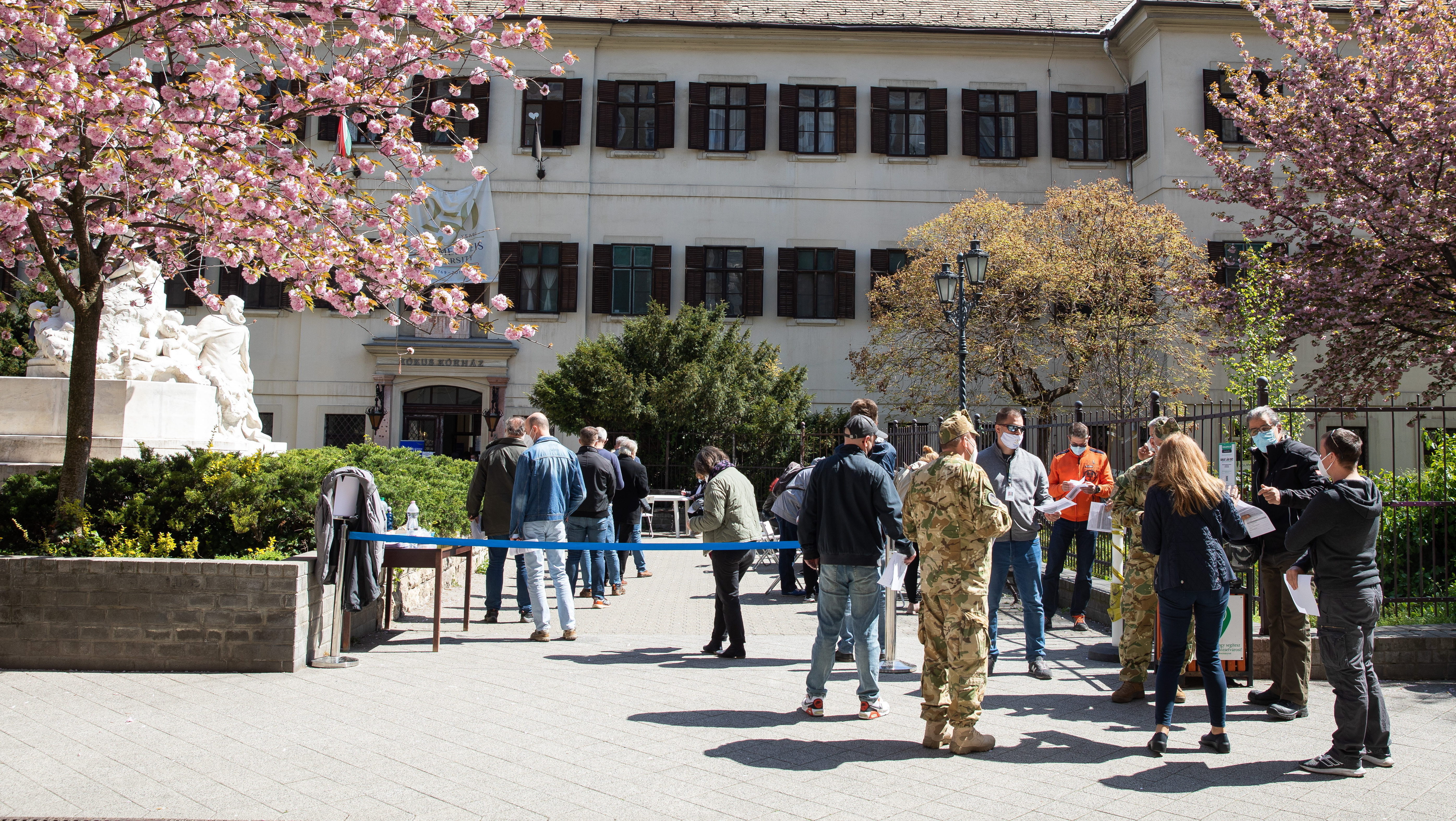 Országosan csökken, de egy városban még emelkedik a víruskoncentráció a szennyvízben