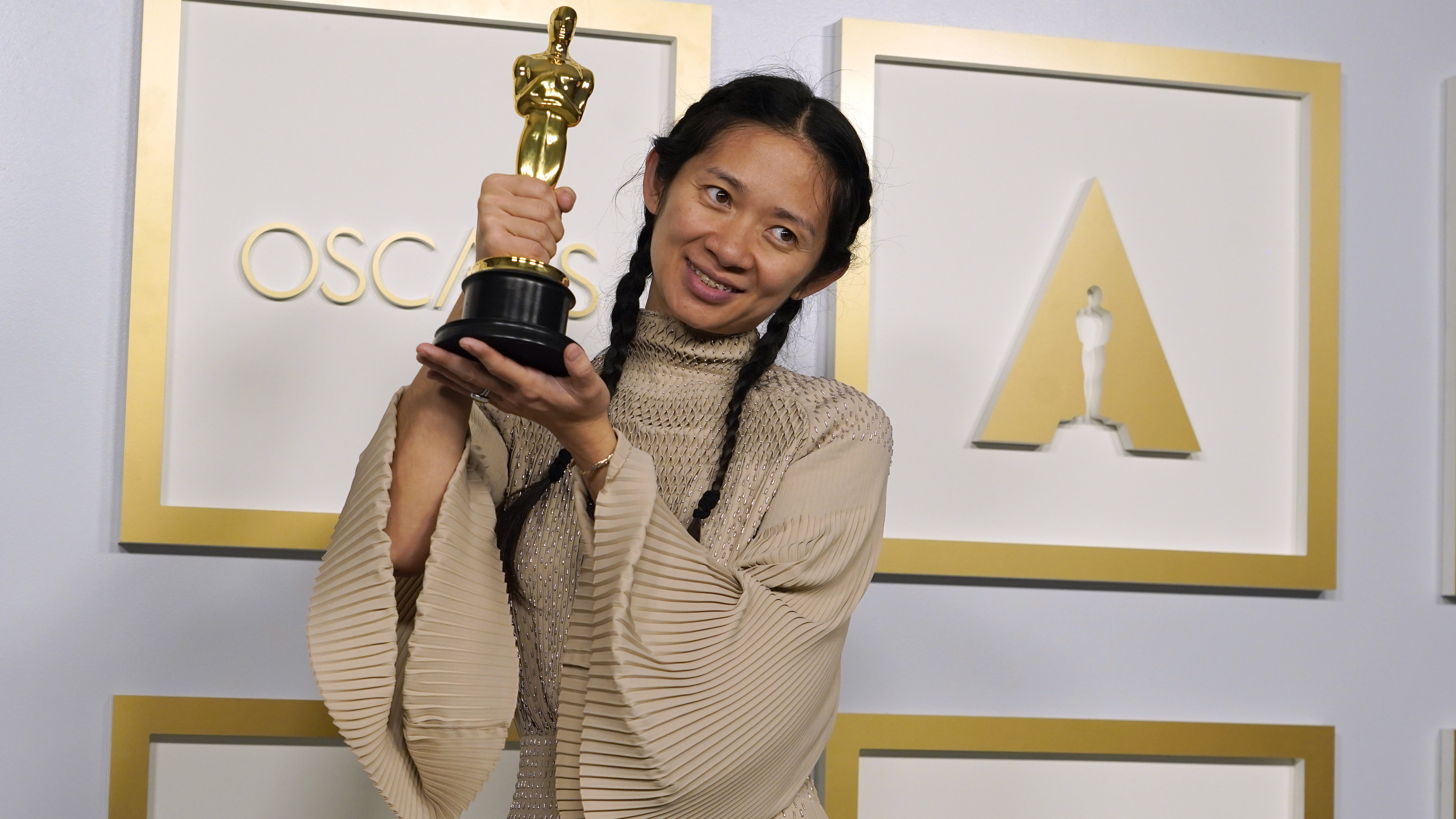 Kína nagyon hallgat Chloé Zhao Oscar-díjáról