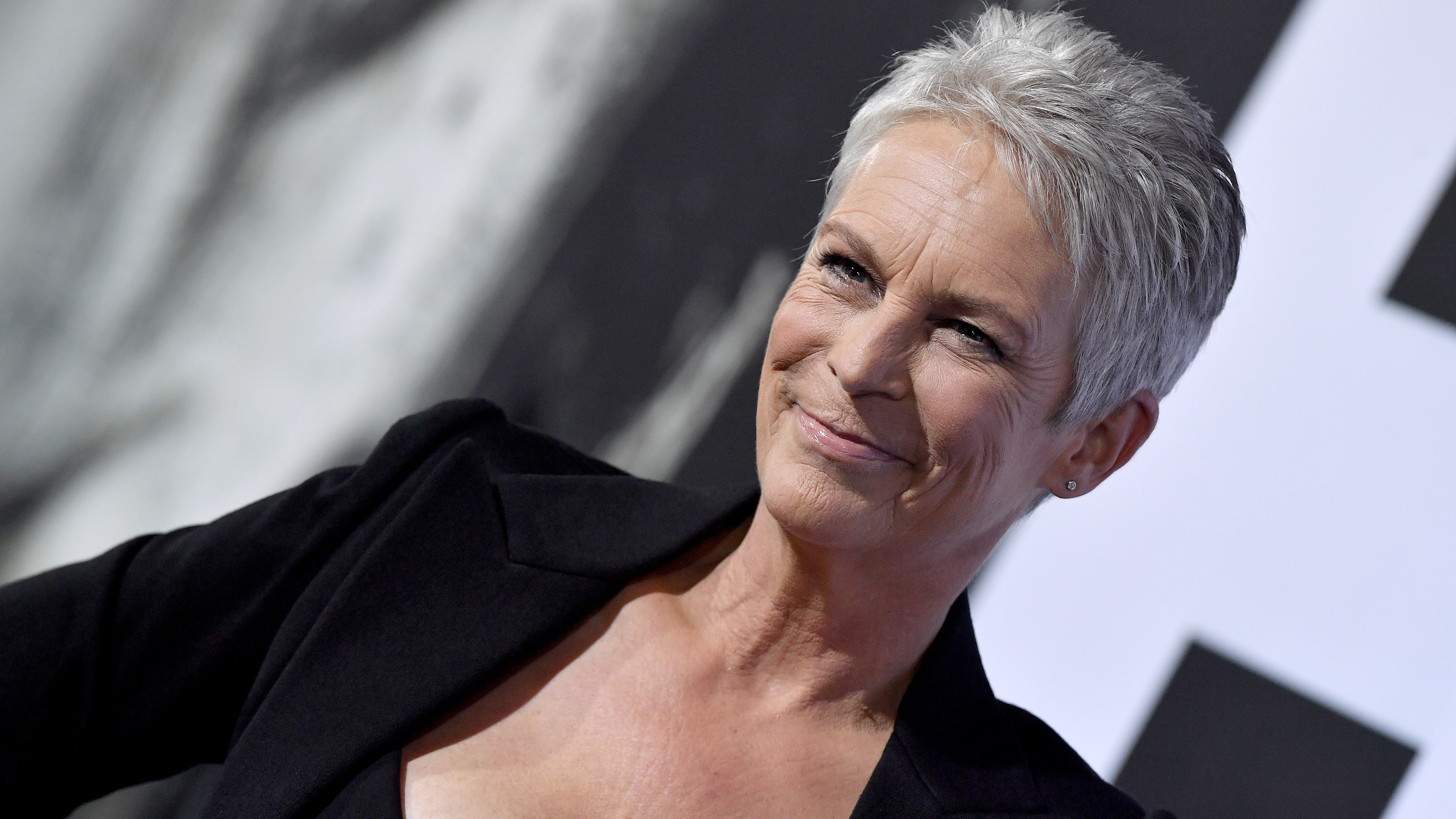 Jamie Lee Curtis a magyar anyák napjáról posztolt