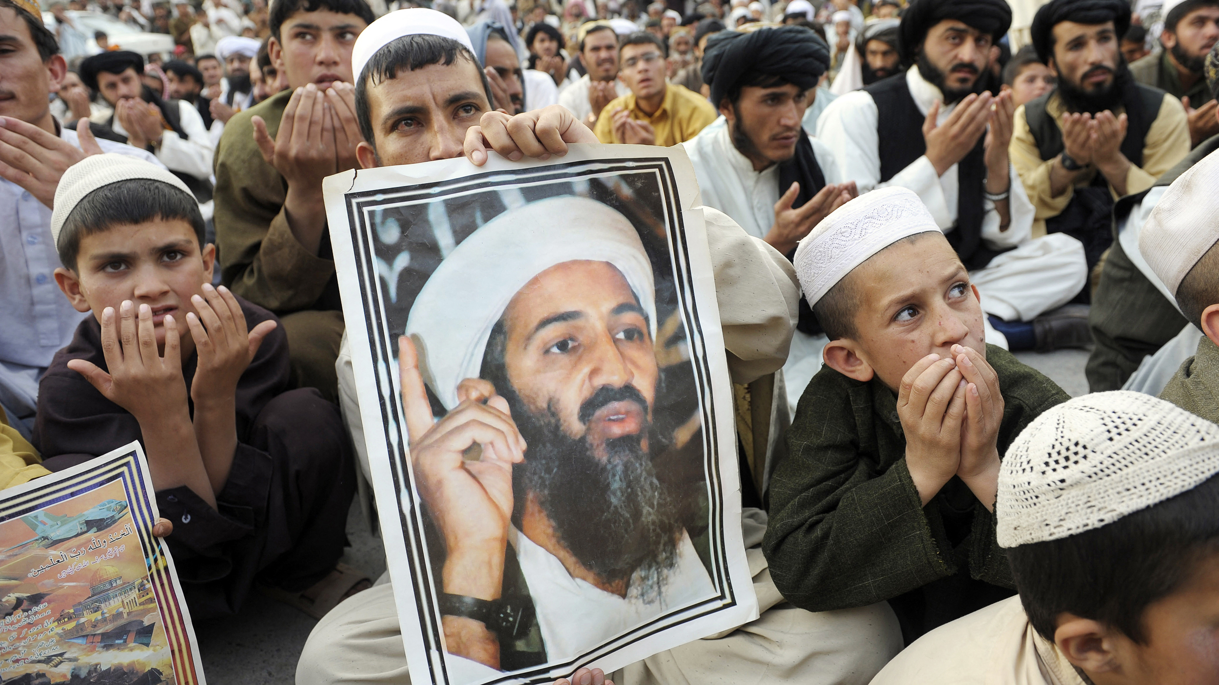 Bin Laden tíz éve halott, a dzsihadista terrorizmus él és virul