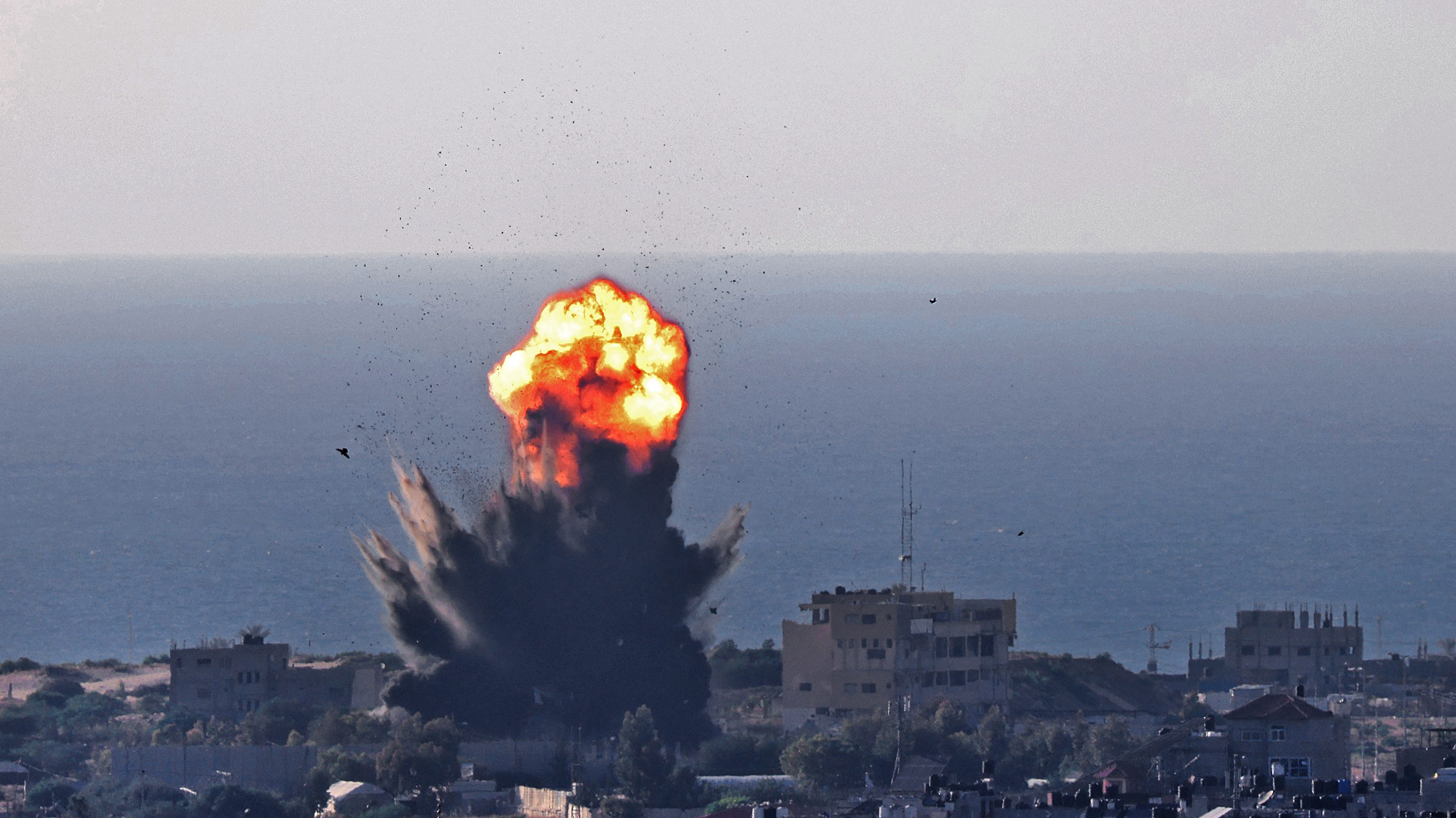 Folytatódik a rakétaháború, Izrael halálcsapdává alakította a Hamász támadóalagútját