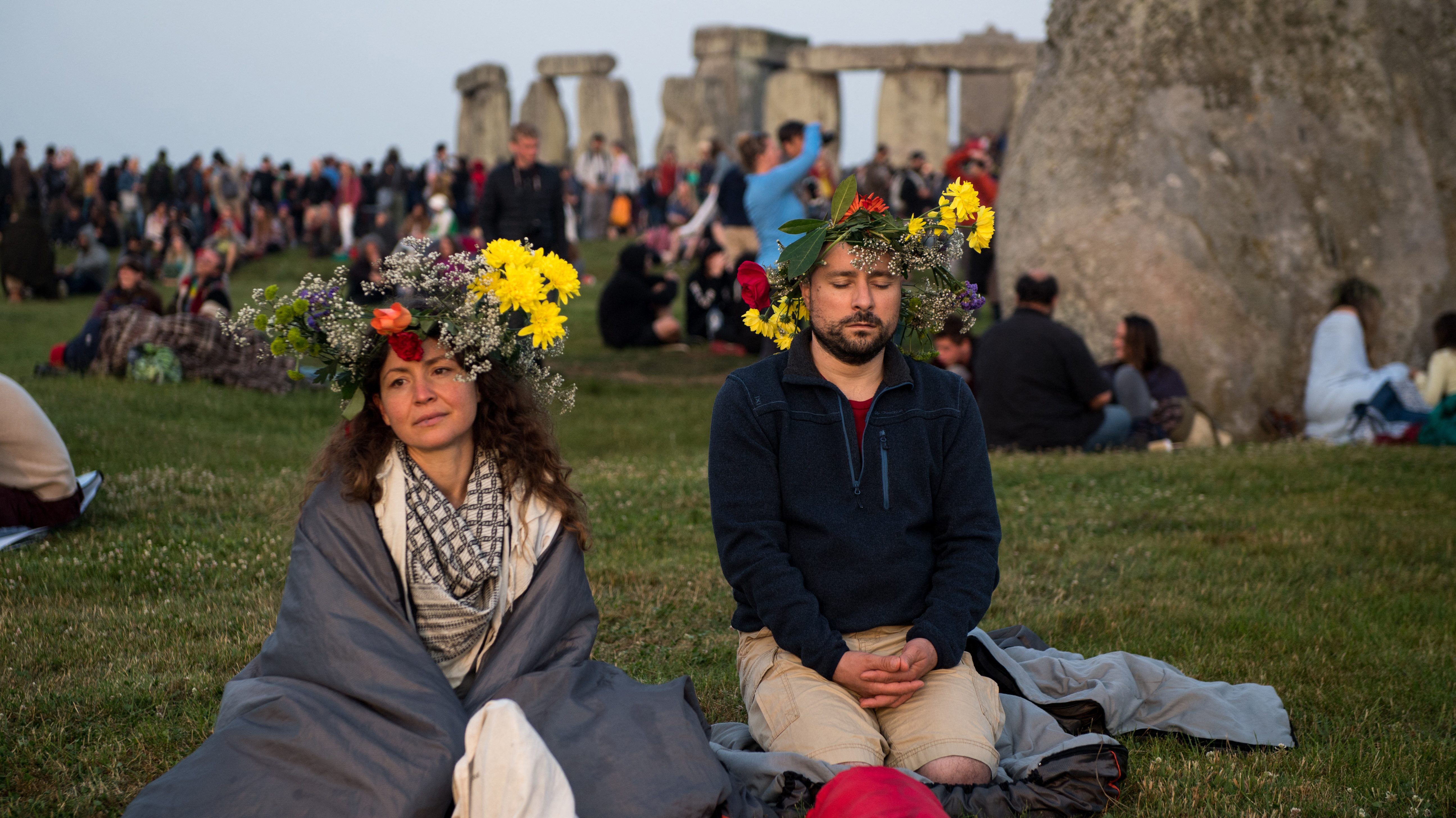 Lázadó druidák gyűltek össze a Stonehenge-nél napfordulókor