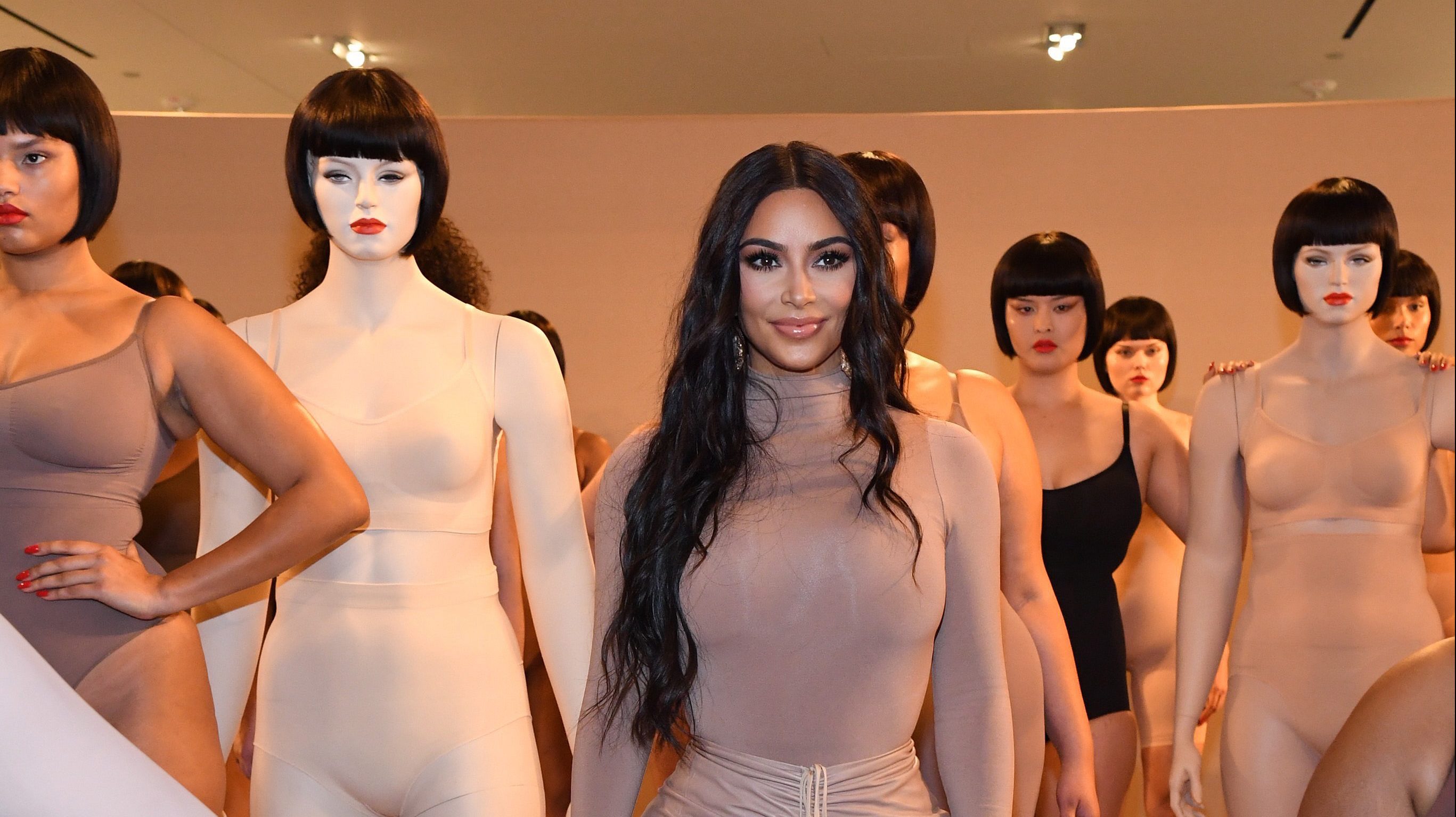 Kim Kardashianék tervezik az amerikai sportolók olimpiai fehérneműit