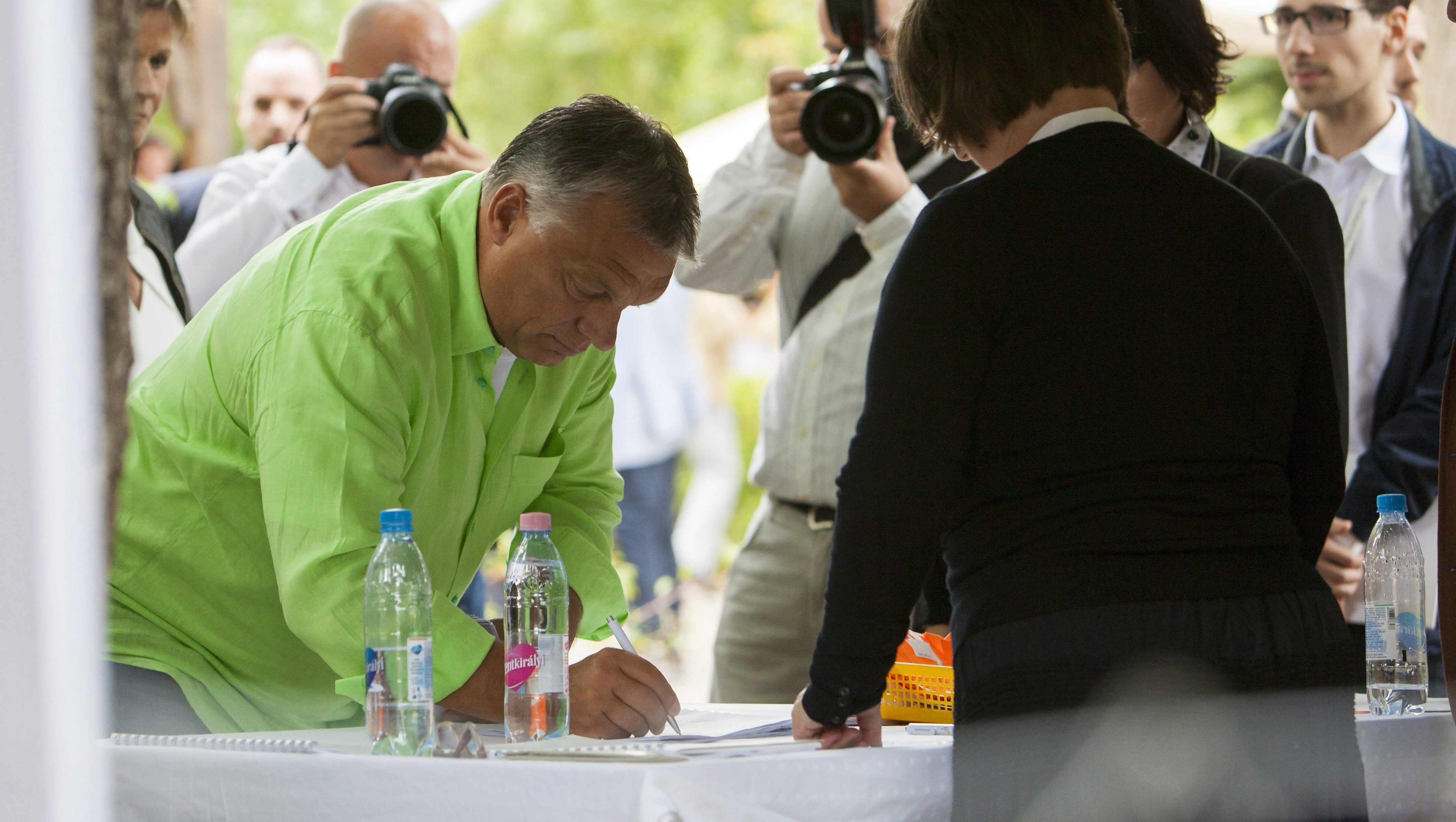 Szeptember elején Kötcsén főzőcskézhetnek Orbán Viktorral a kiválasztottak