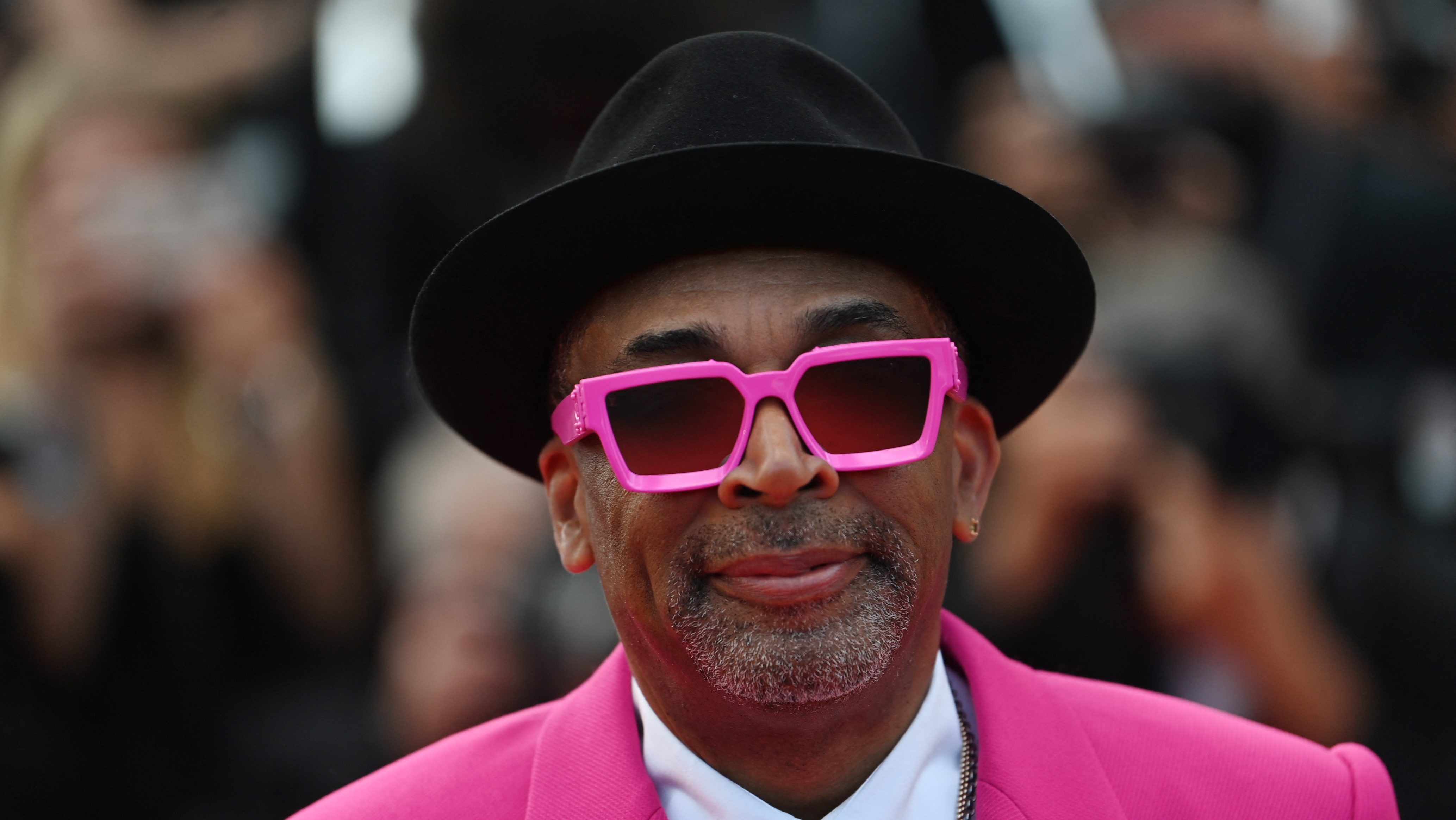 A világot gengszterek irányítják – Spike Lee megadta a cannes-i filmfesztivál alaphangját