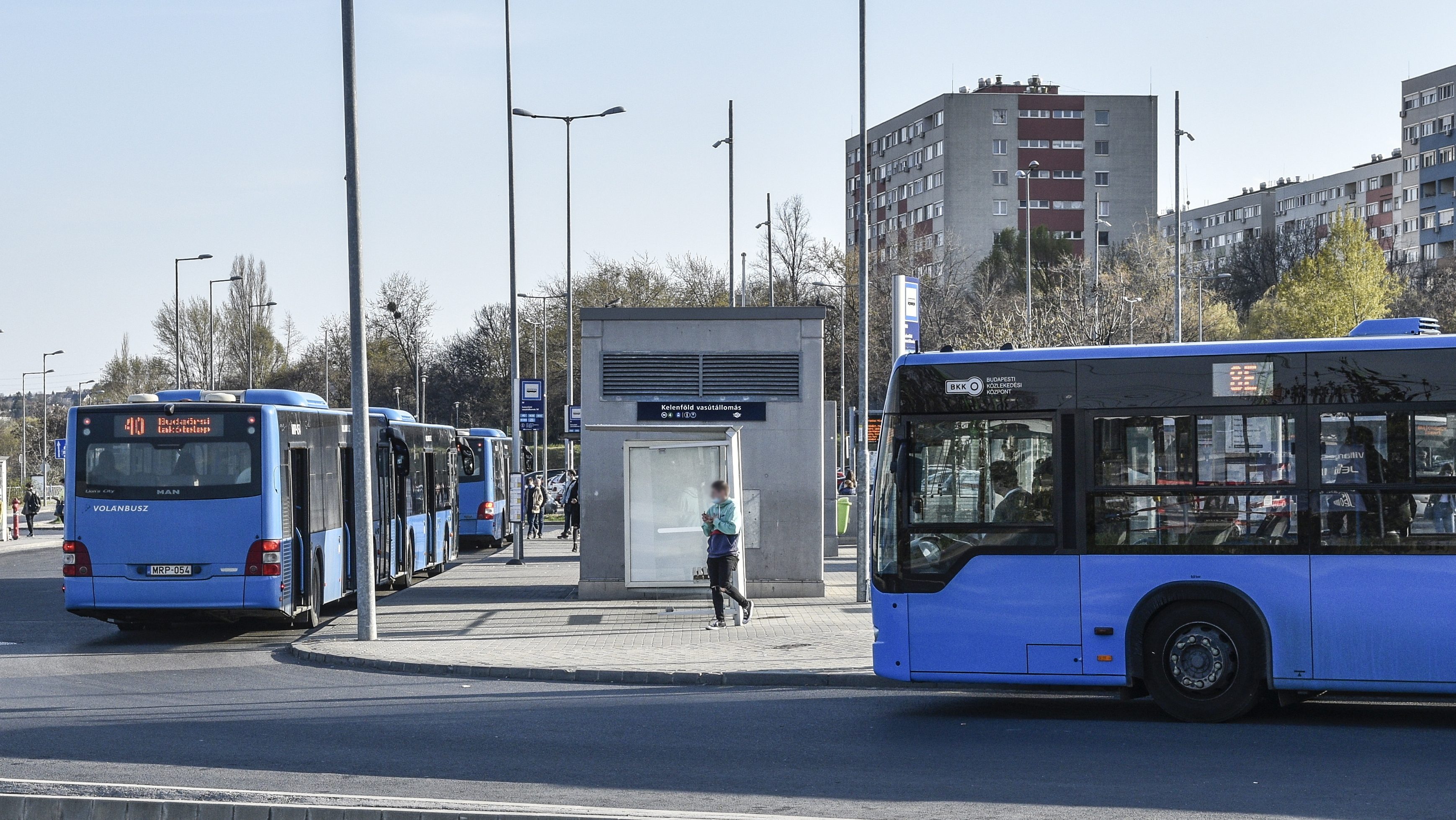 Még több járaton vezeti be az első ajtós felszállást a BKK