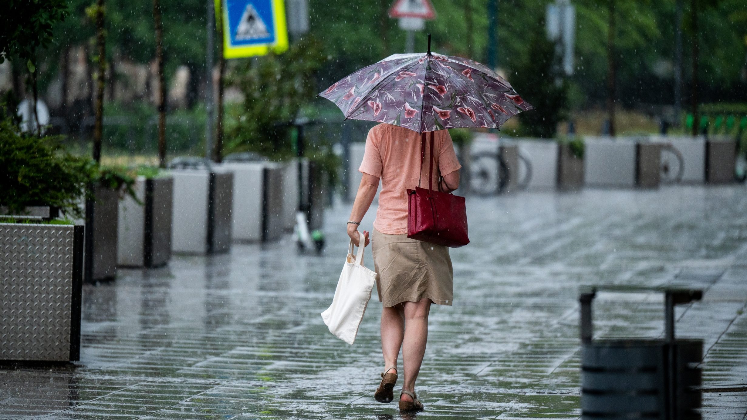 Felhőszakadás közeledik: kiadták a másodfokú riasztást