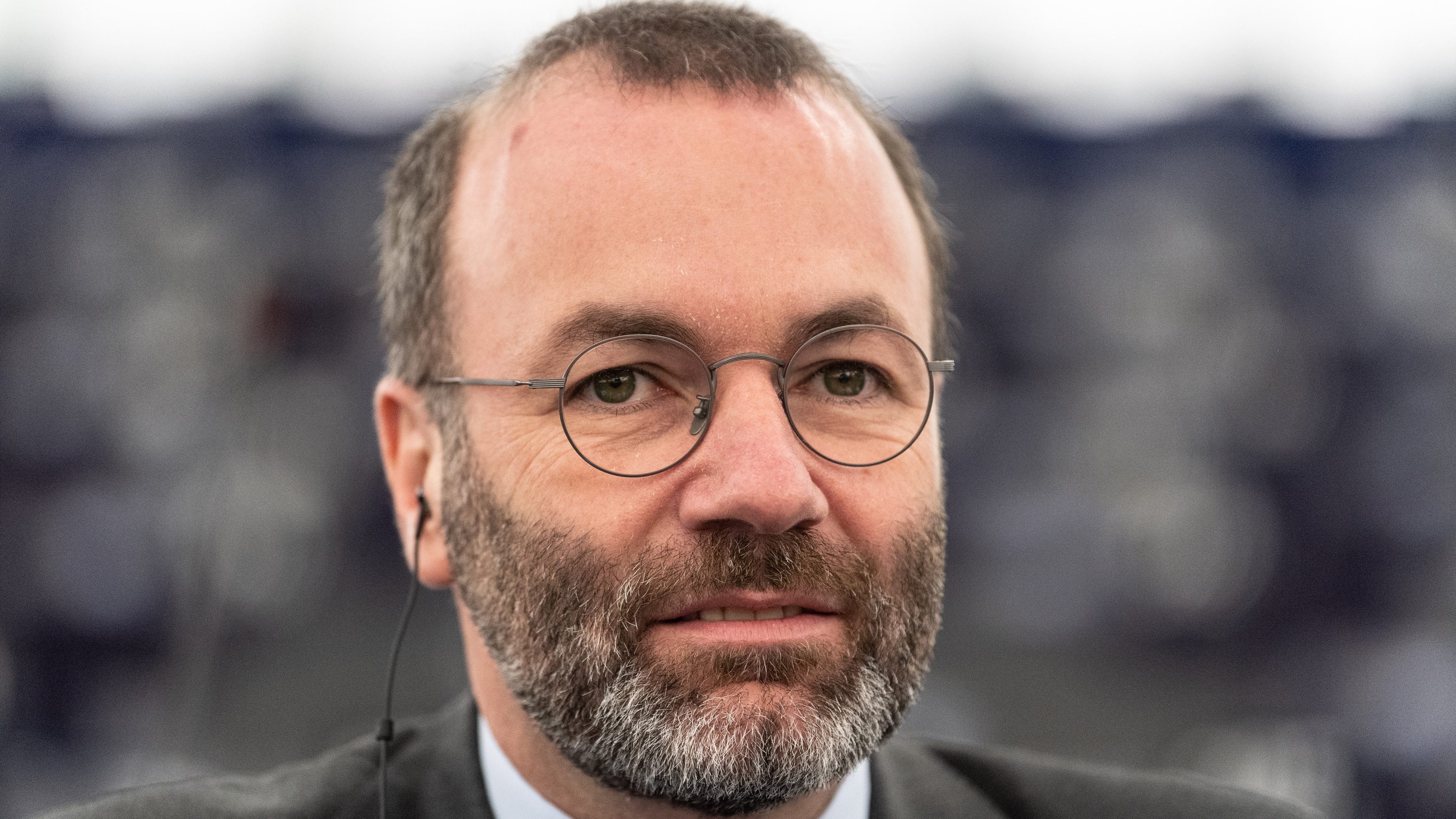 Manfred Weber: Ez már nem magyar belügy