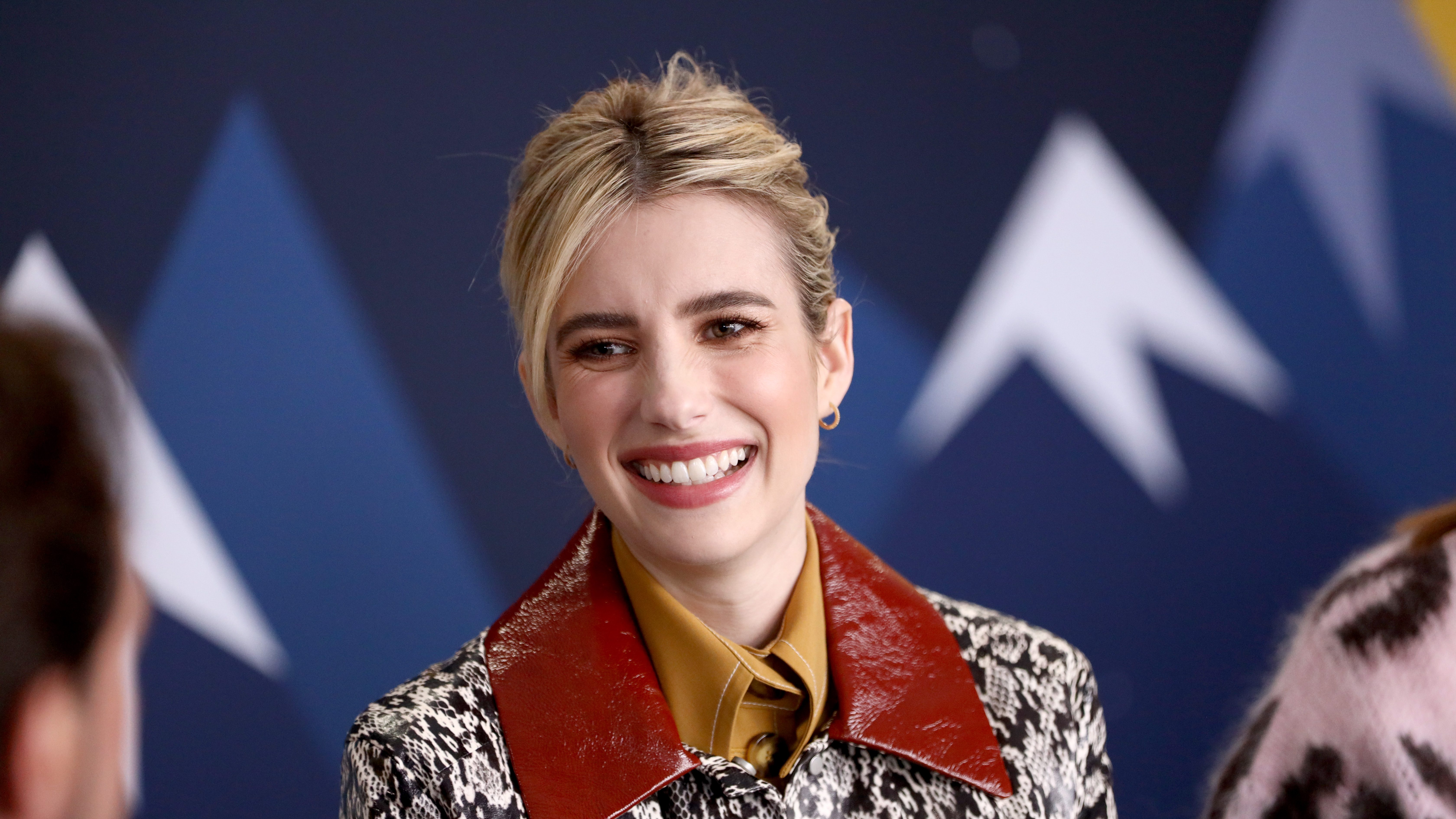 Elég hamar mém lett Emma Roberts tengerparti videójából