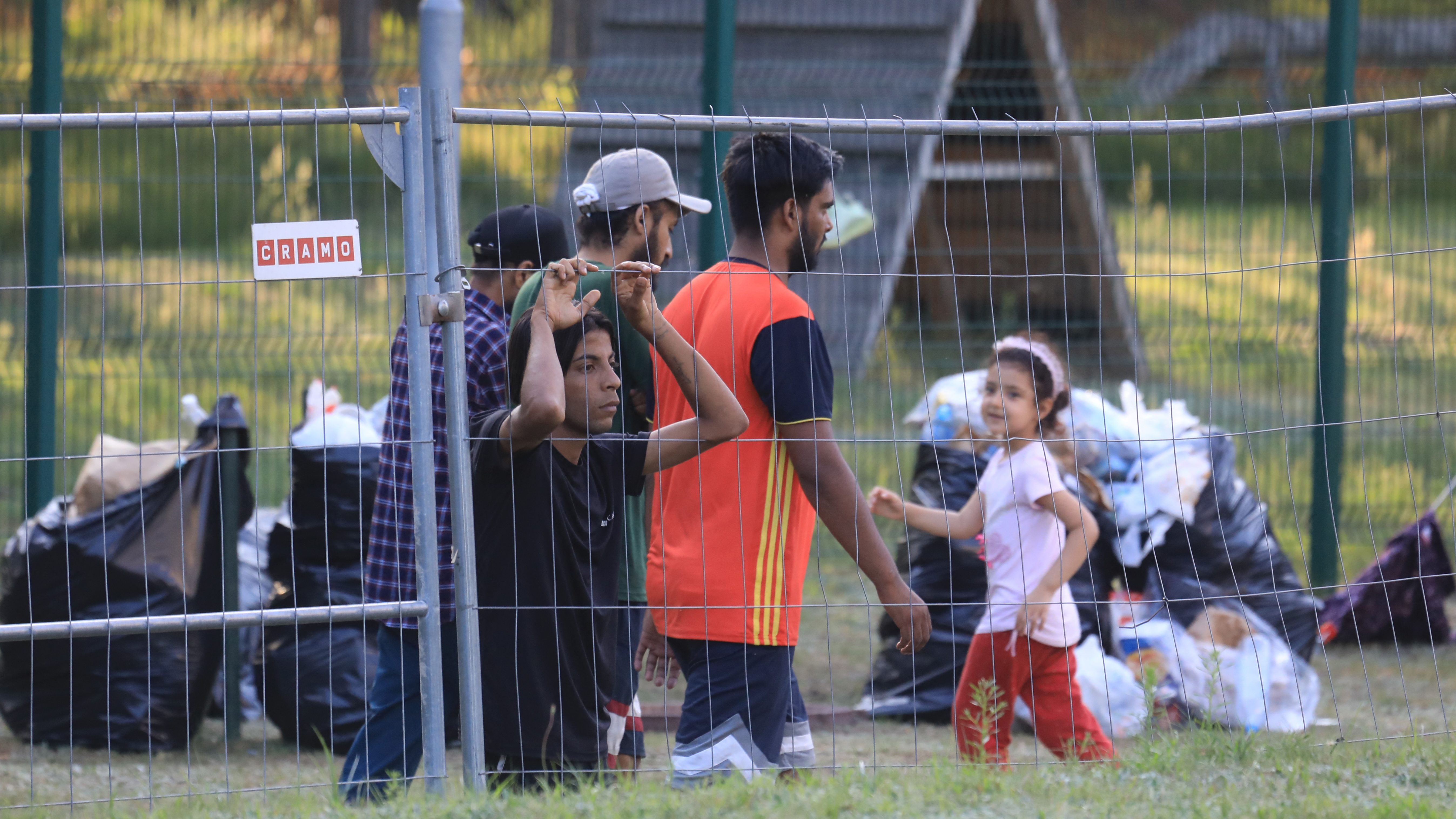 Megerősítik a litván határt, miután tömegével érkeznek az unió területére migránsok Fehéroroszországból