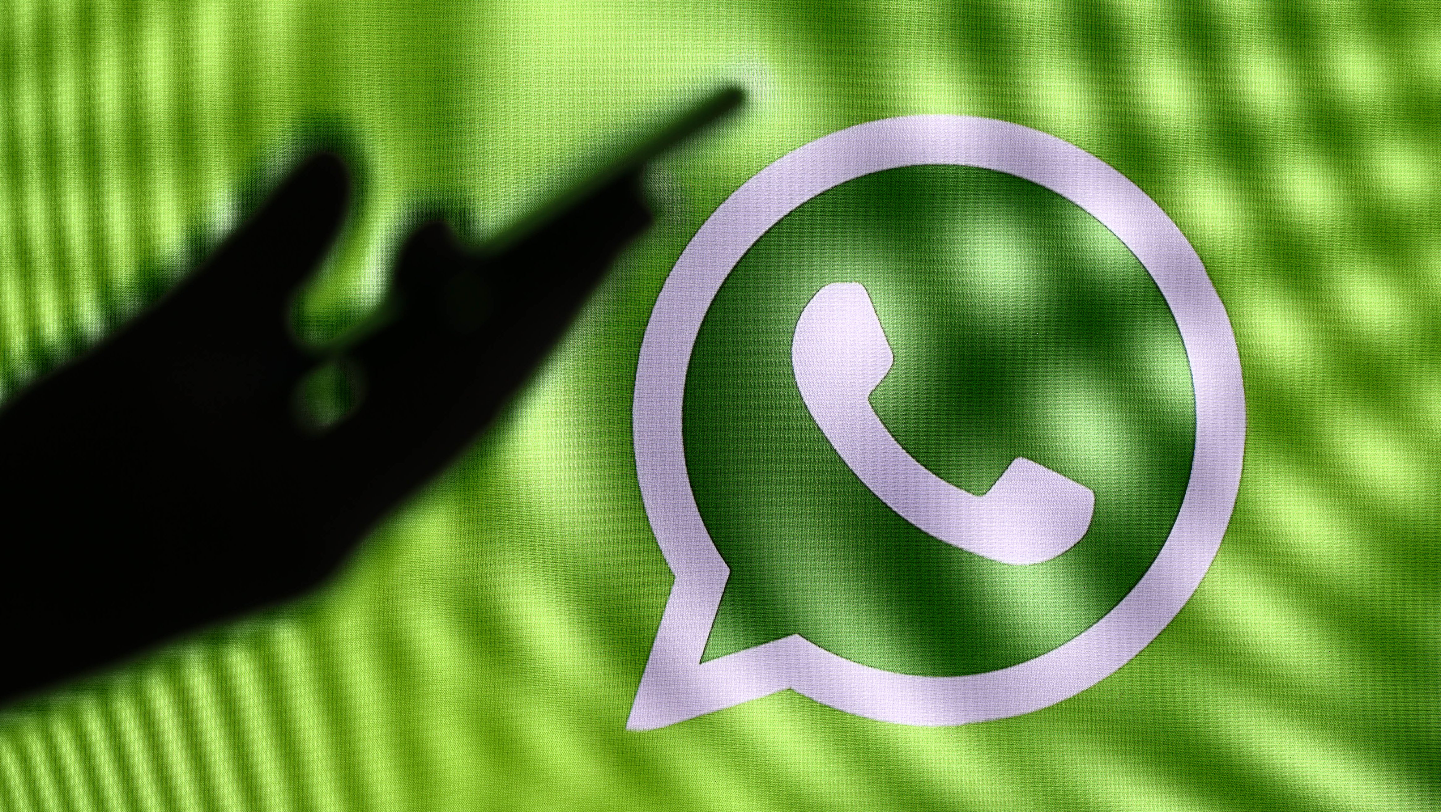 Önmegsemmisítő fotók és videók jöttek a WhatsAppba