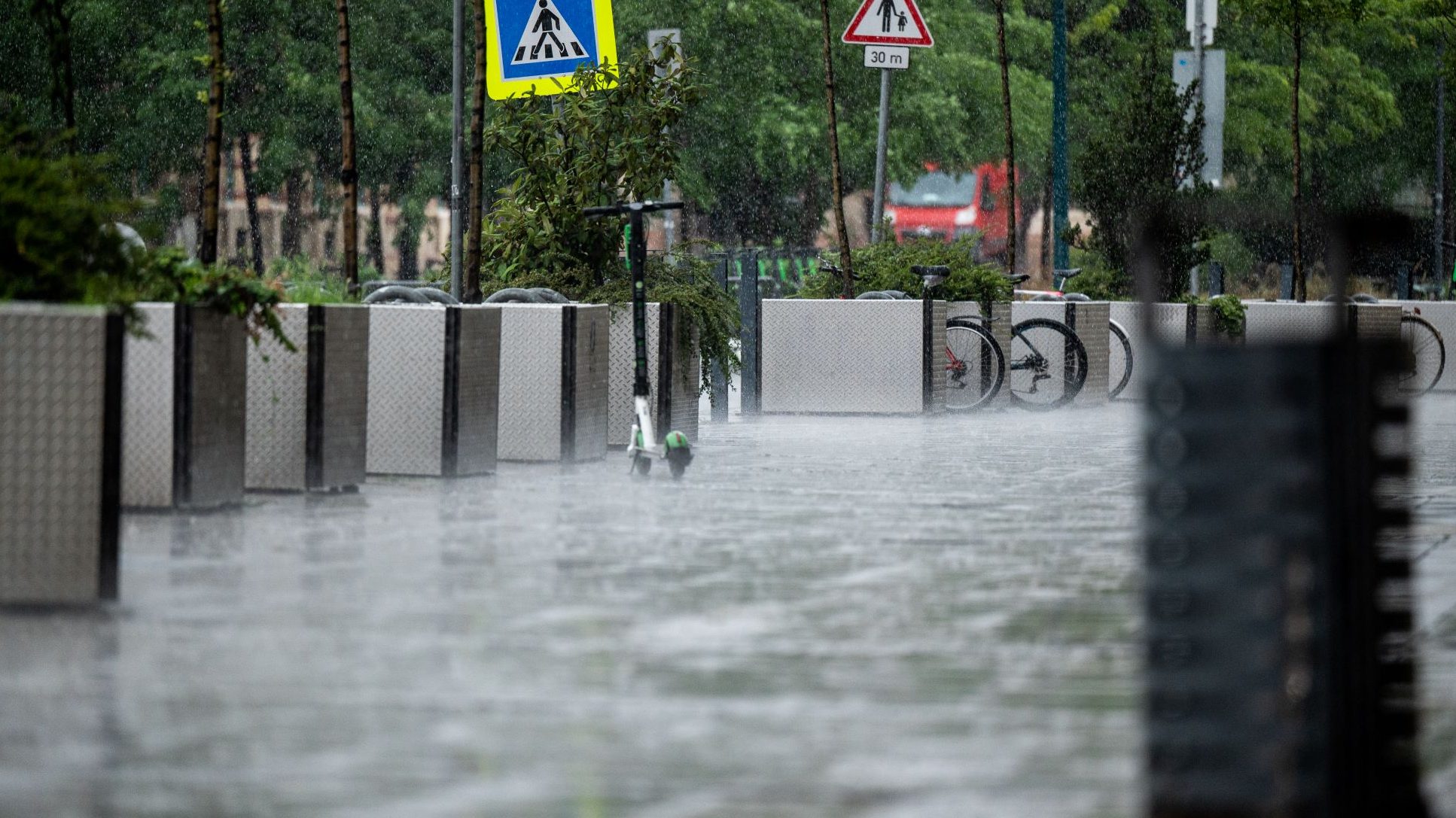 Másodfokú figyelmeztetést adott ki csütörtökre a meteorológiai szolgálat