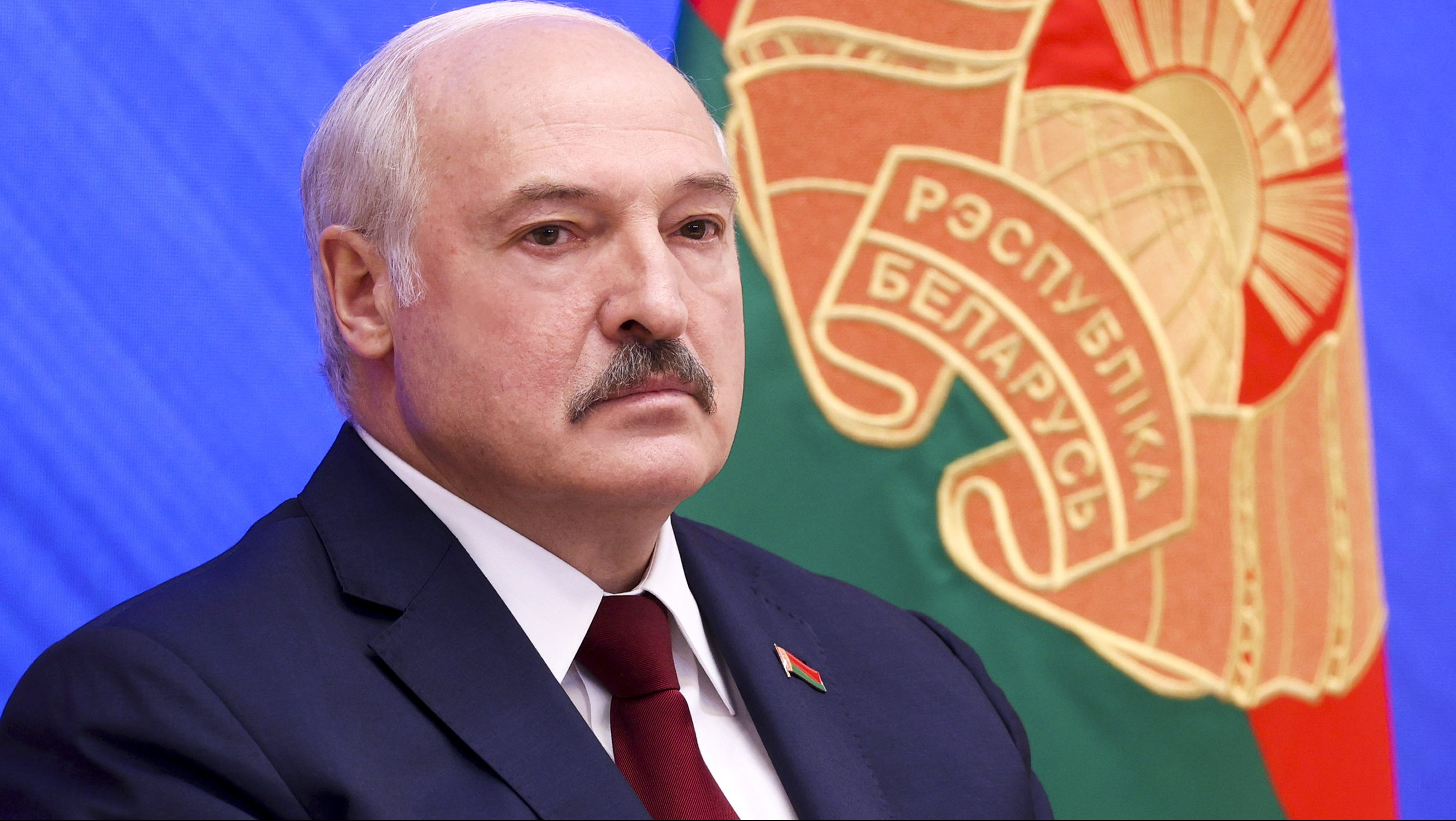 Őrizetbe vették Minszkben a korábbi pozsonyi fehérorosz nagykövetet