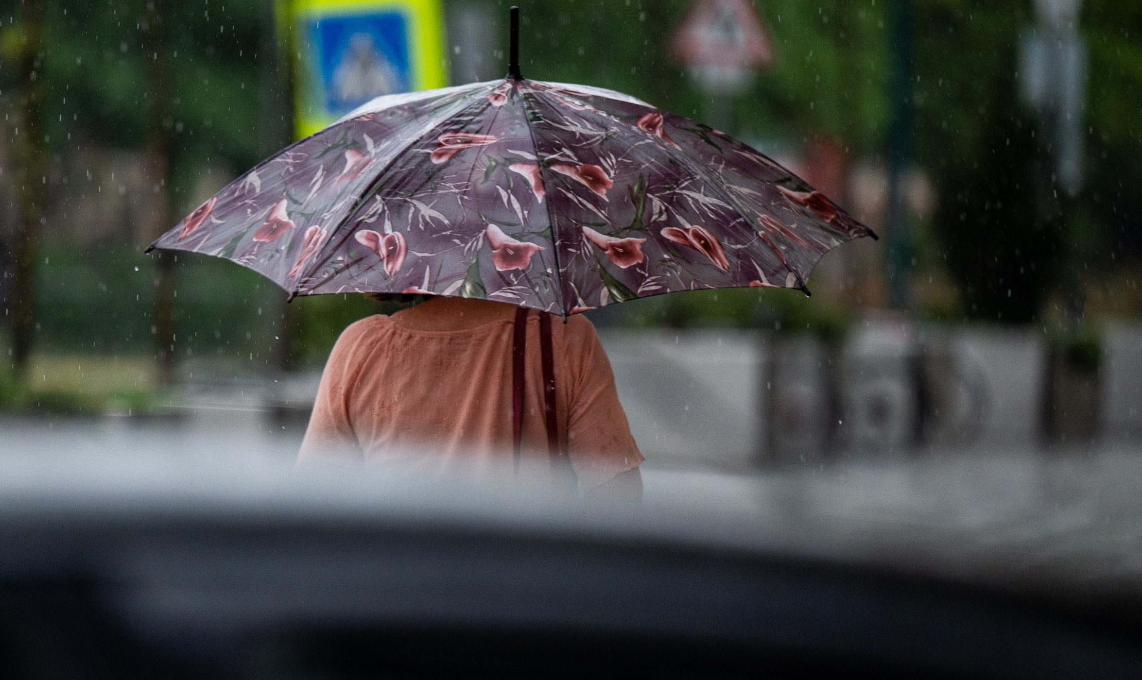 Zivatarveszély és hőség miatt is másodfokú figyelmeztetést adtak ki