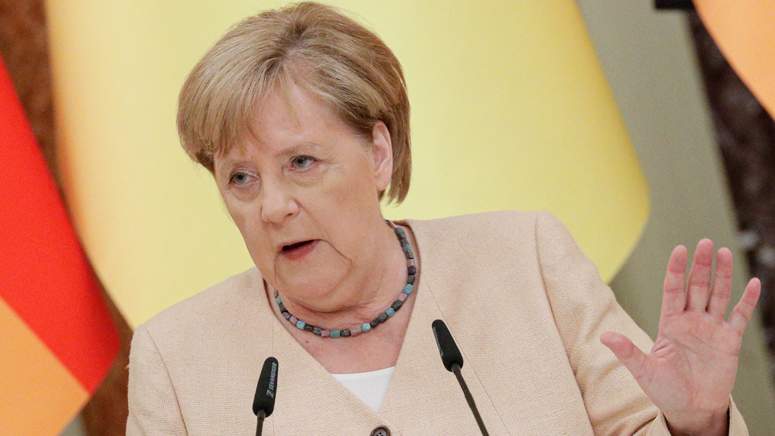 Merkel támogatja az újabb szankciókat Oroszországgal szemben