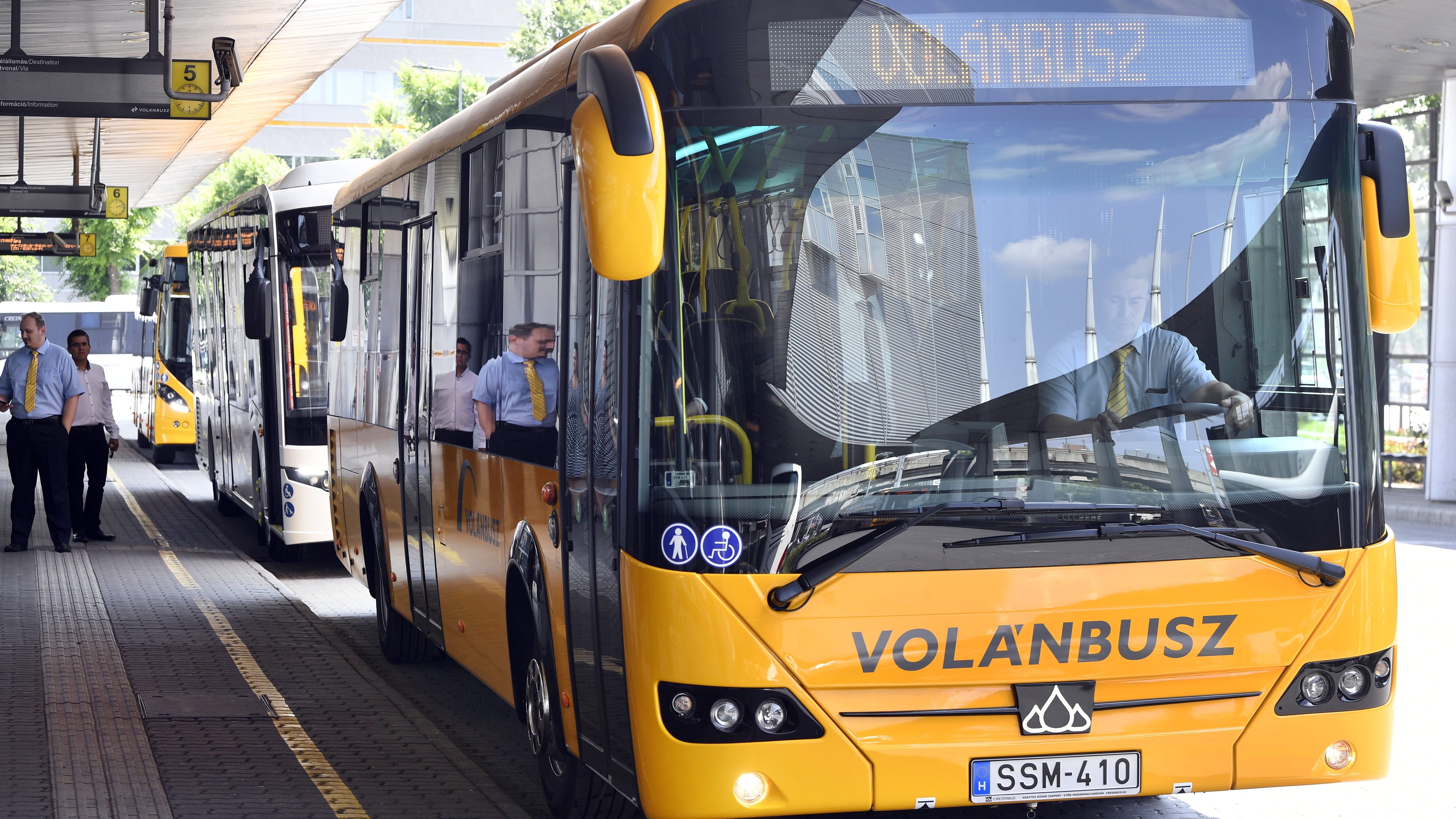 Járatkimaradások miatt dühöngenek a Volánbusz utasai