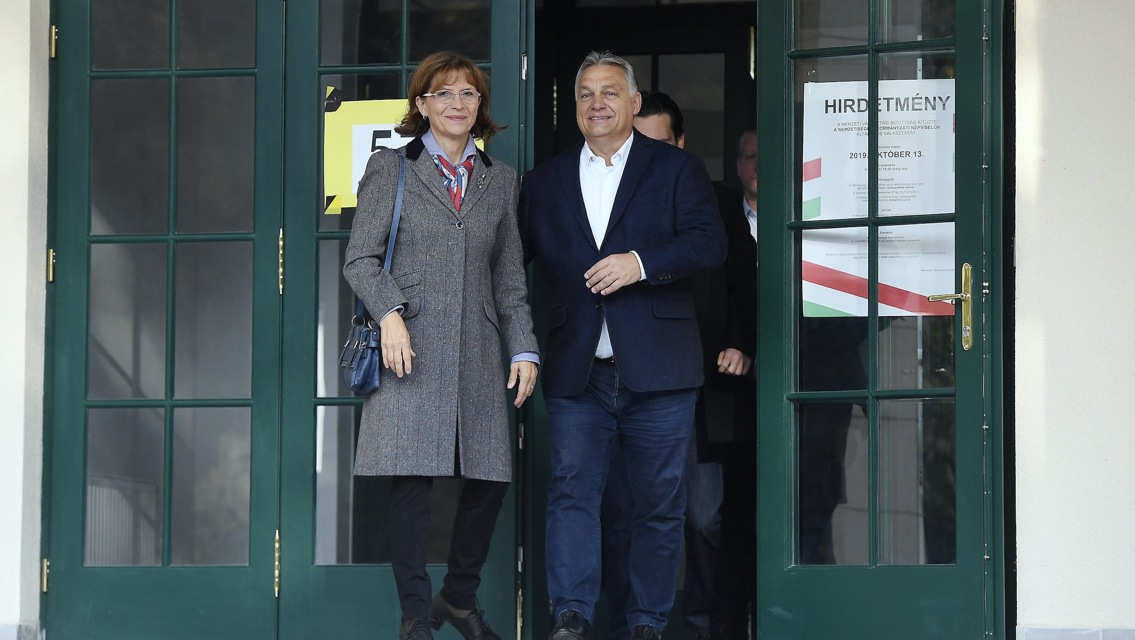 Római étterem teraszán fotózták le az Orbán családot