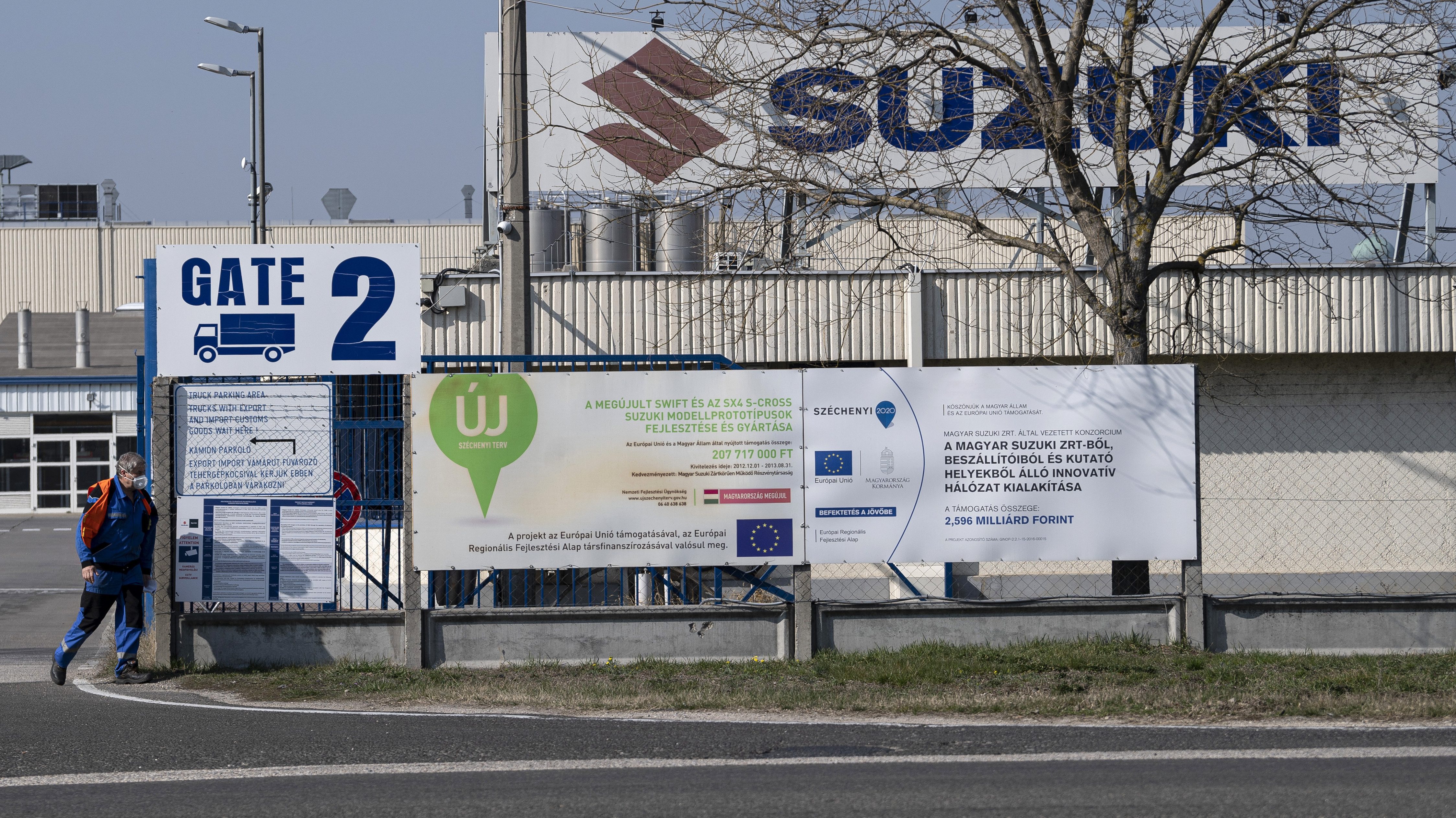 A kecskeméti Mercedes-üzem után az esztergomi Suzuki-gyár is leáll
