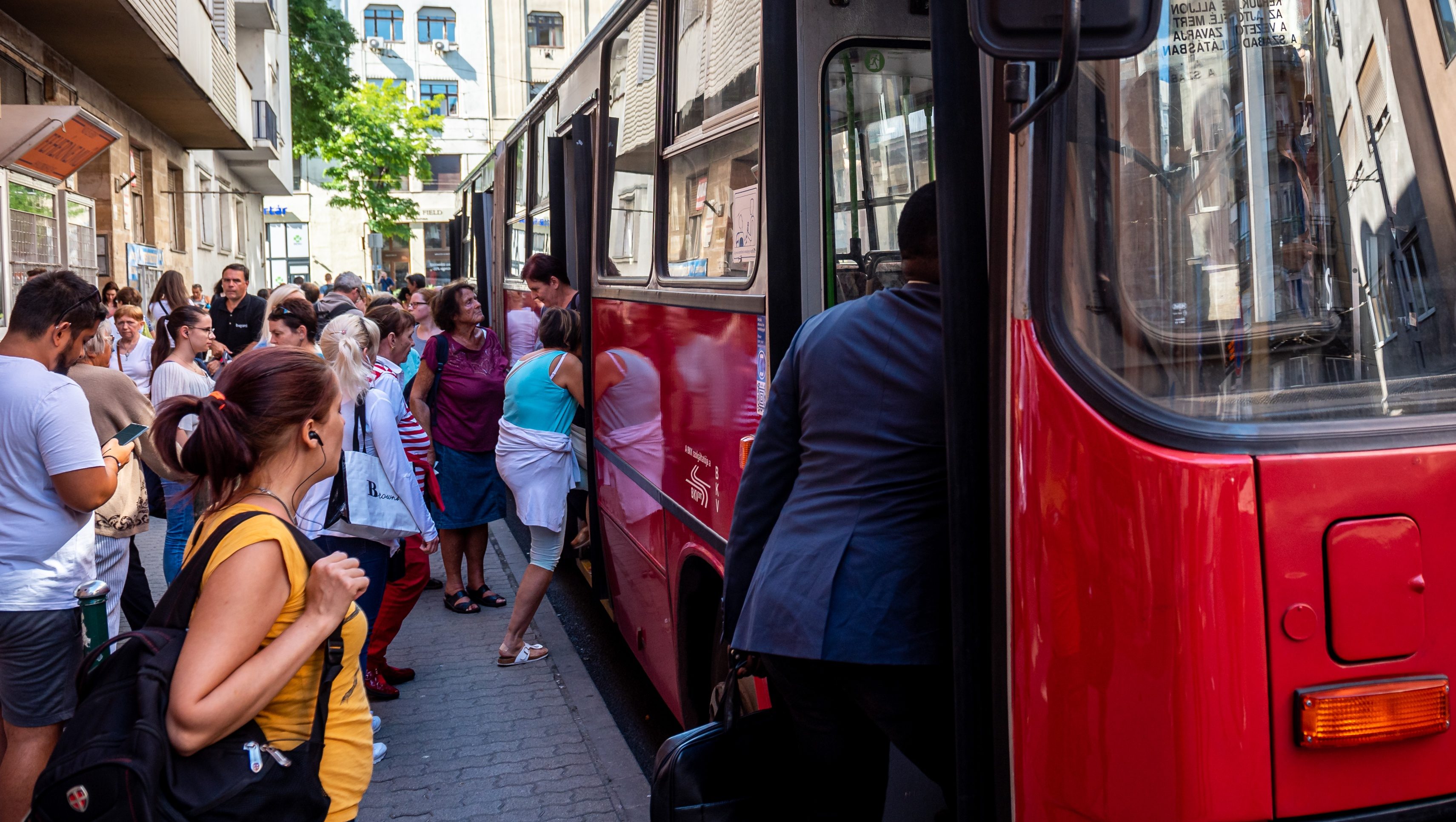 BKV járműveket vizsgált a kormányhivatal, 40 százalékukat alkalmatlannak találta a közlekedésre