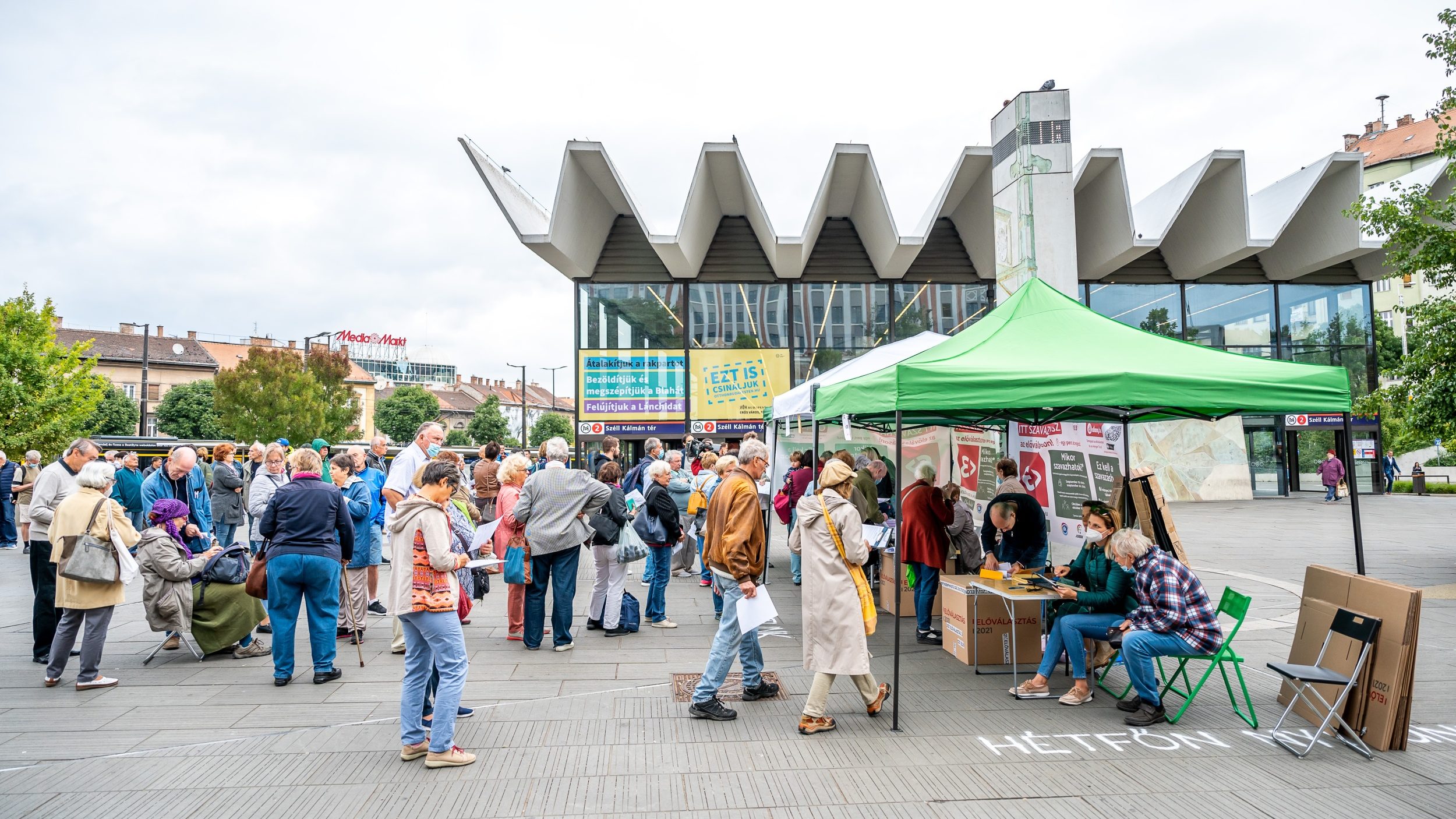 Hvg.hu: Háromszáz millió körül járhatnak az előválasztás költségei