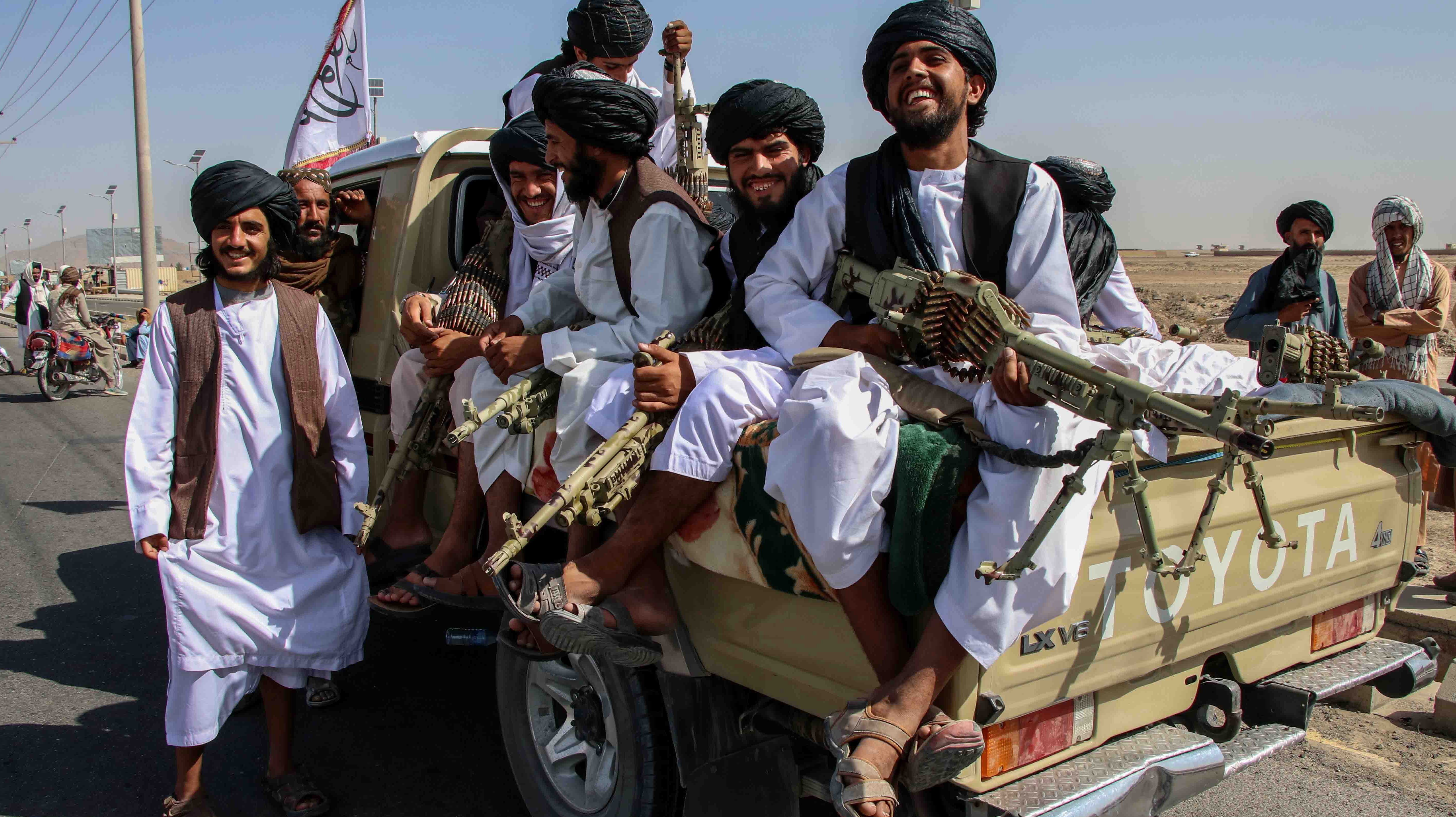 A tálibok hatalomátvétele után humanitárius segélyt nyújt az Egyesült Álamok Afganisztánnak