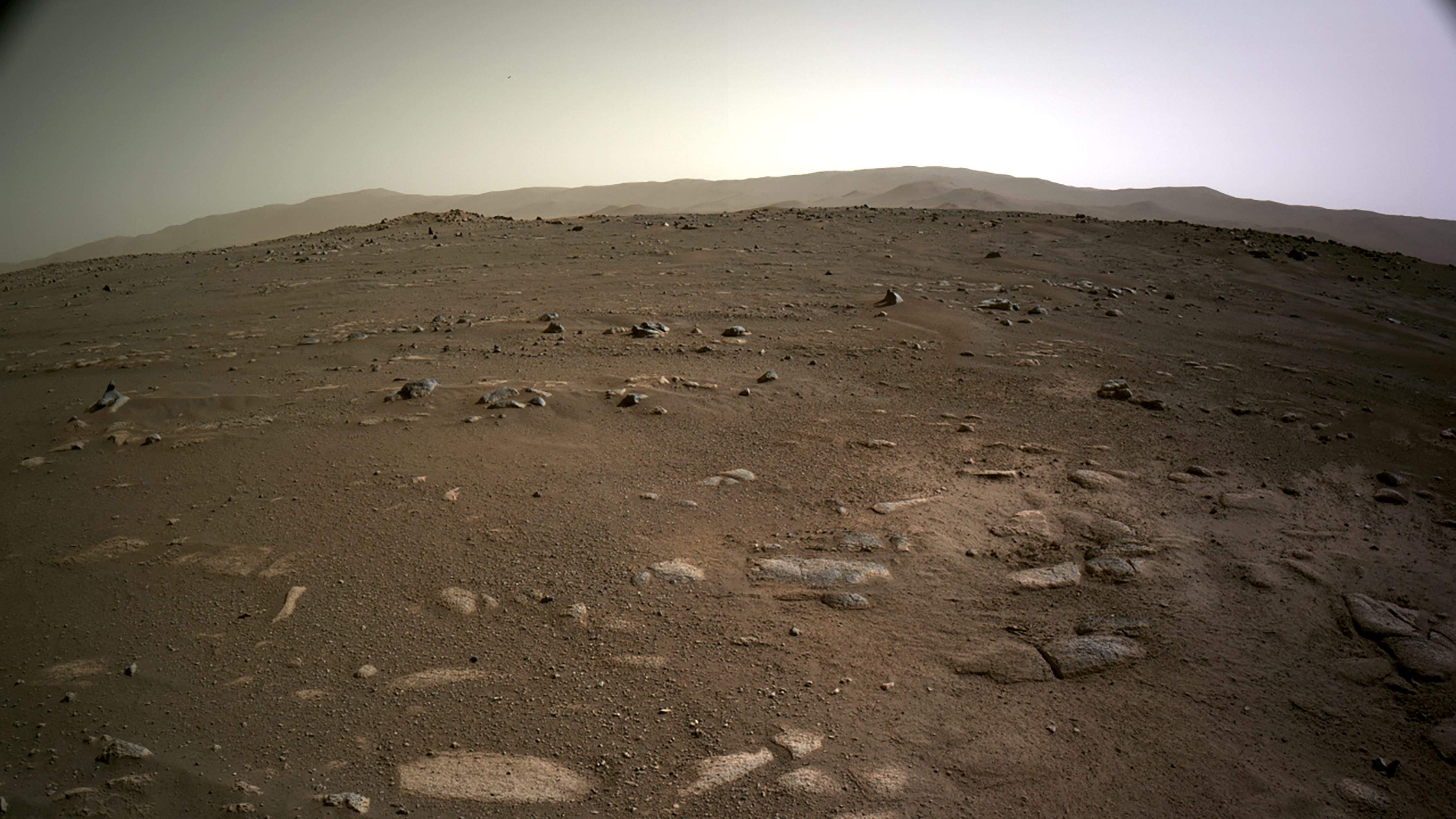 Hatalmas, elveszett tavat találtak a Marson