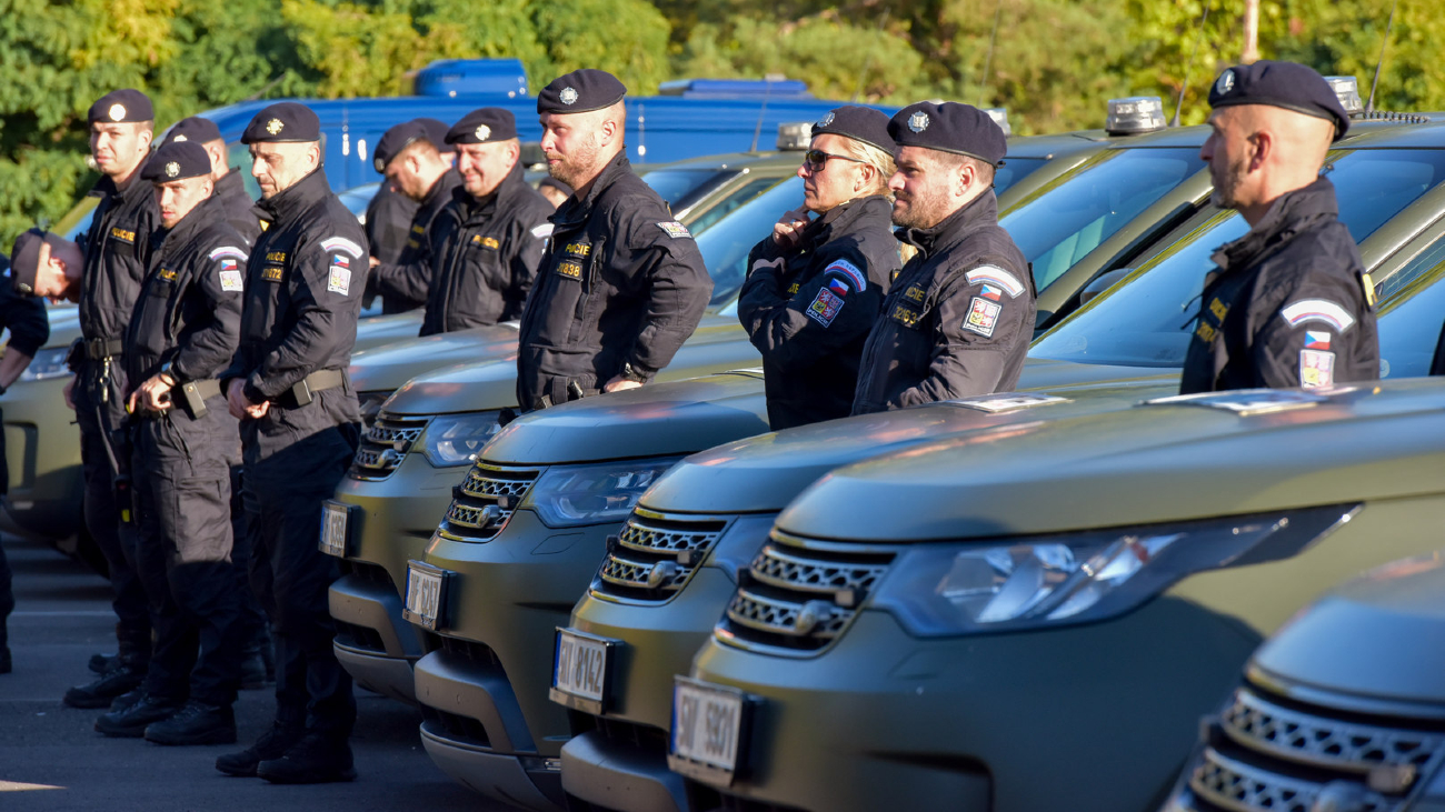 Cseh rendőrök érkeztek a magyar határra