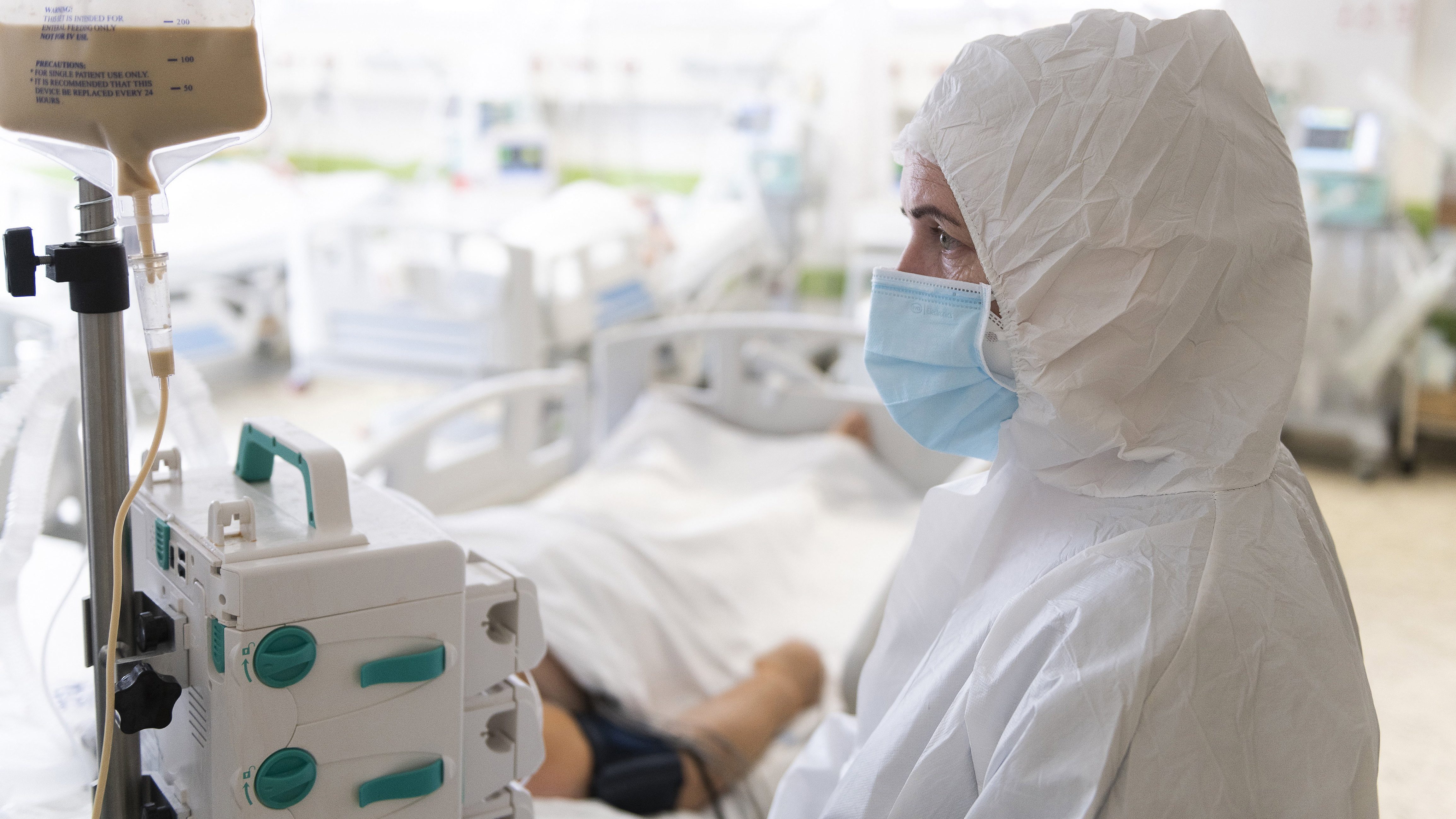 Megyénként az ágyak 20 százalékát kell felszabadítani a Covid-kórházakban