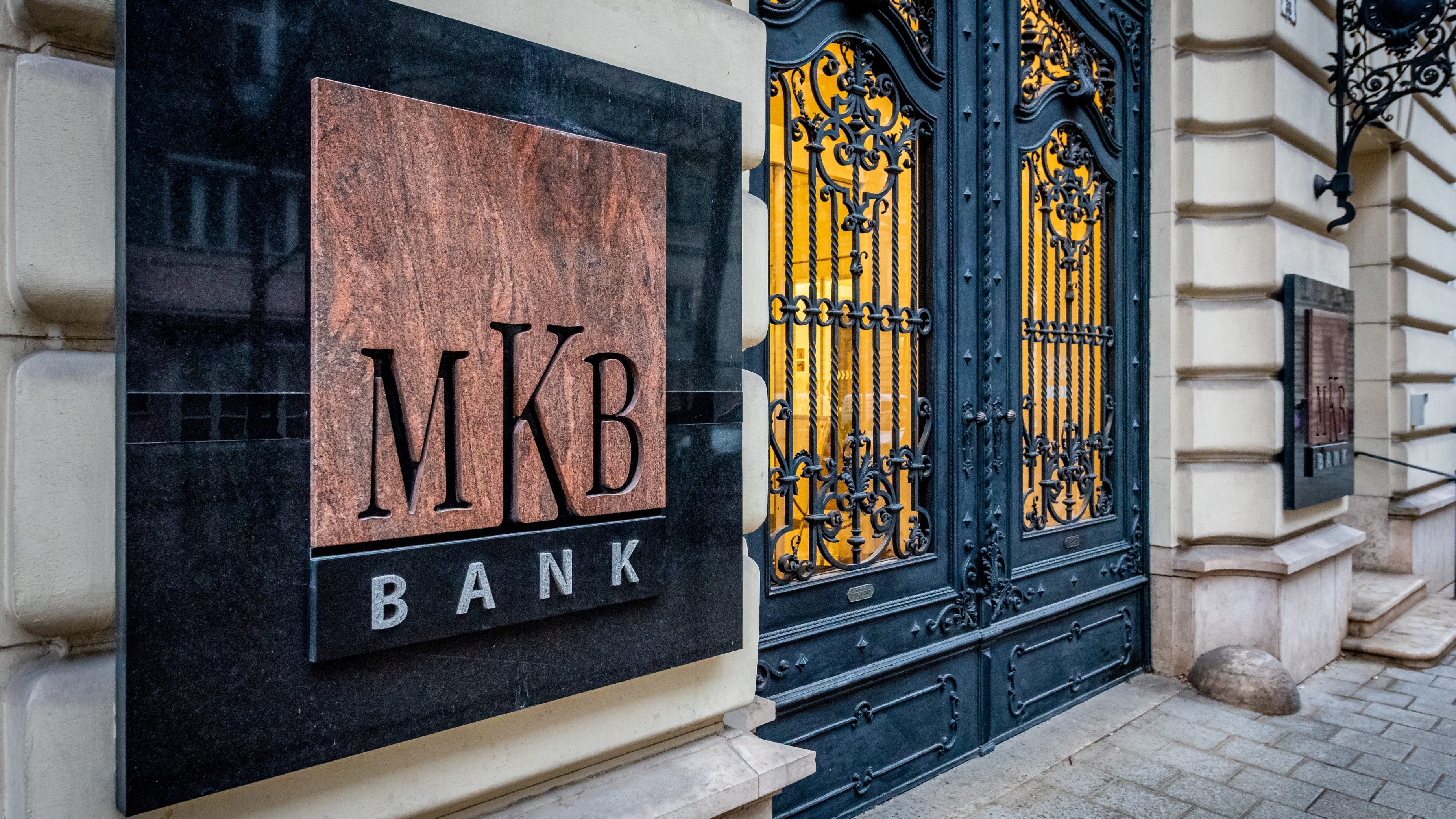 Történelmi bankfúzió: így olvad össze az MKB, a Budapest Bank és a Takarékbank