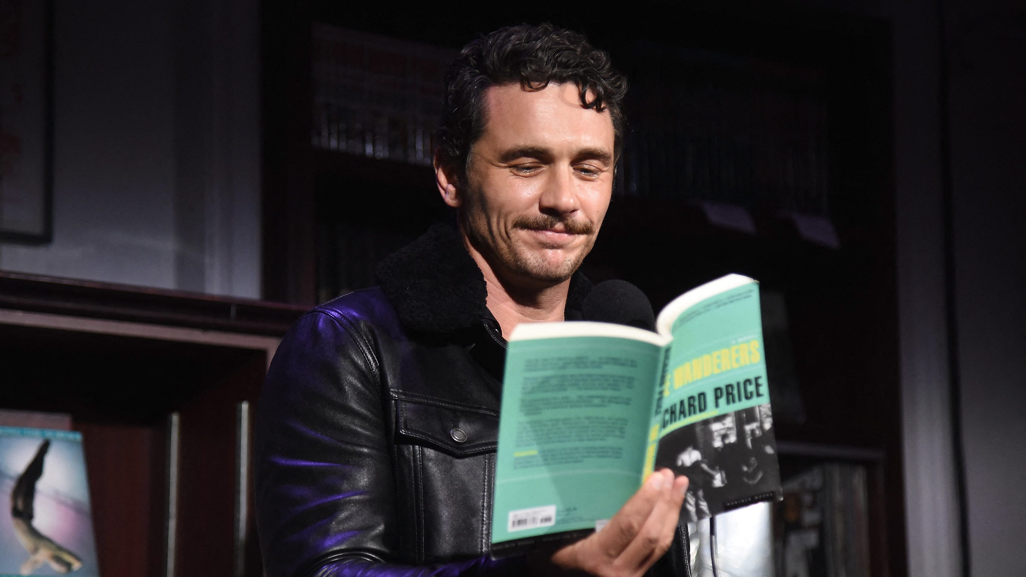 James Franco szexfüggőséggel küzd, saját tanítványaival is lefeküdt