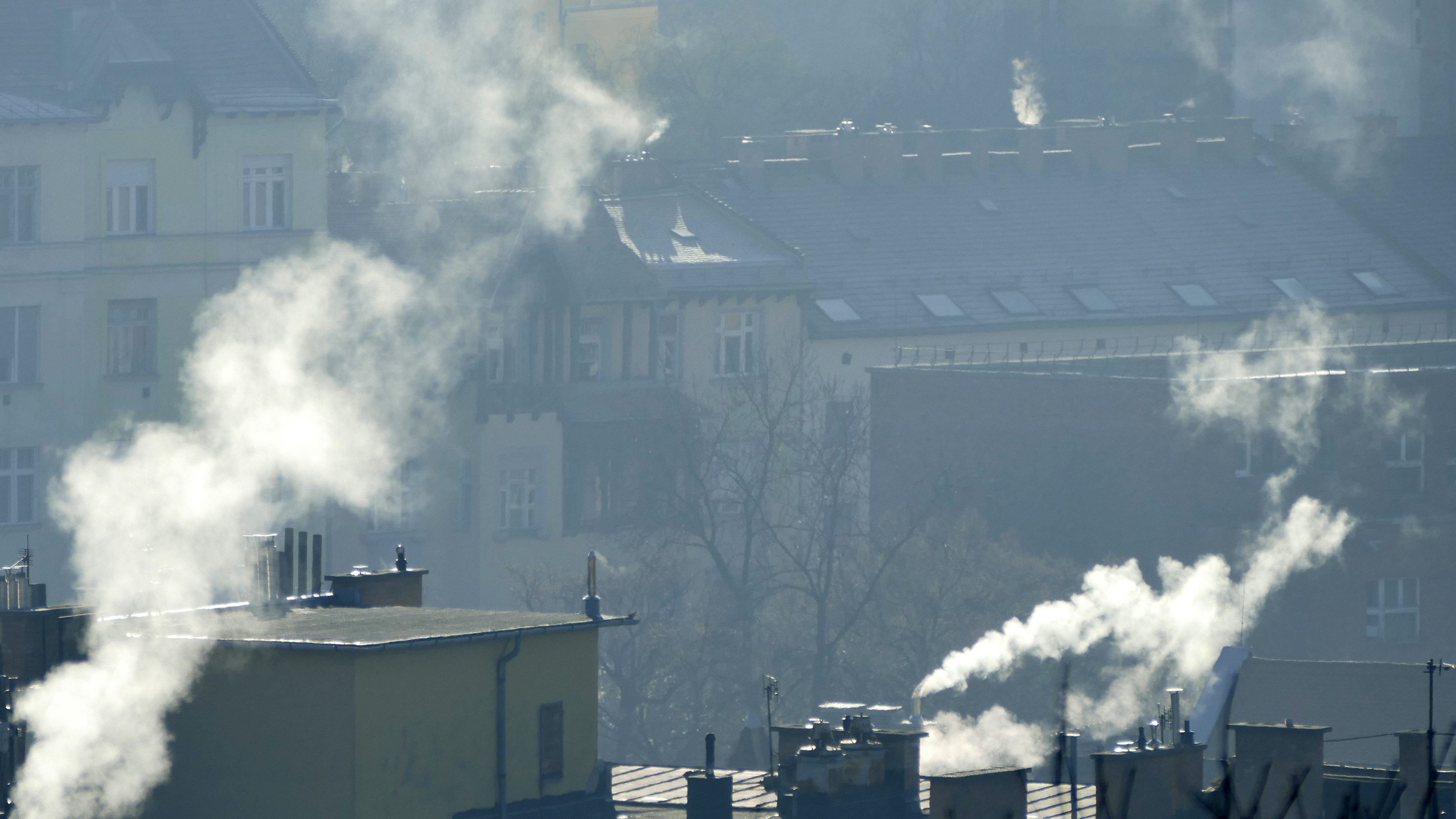 Több magyar városban is veszélyesen rossz a levegő