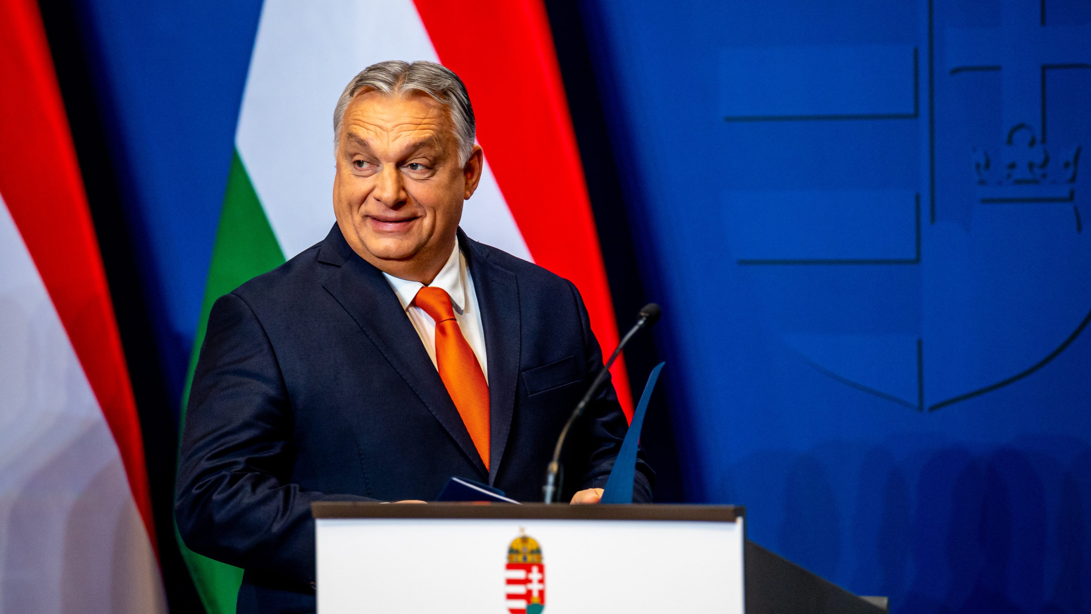 Mulatós nótával kívánt boldog új évet Orbán Viktor