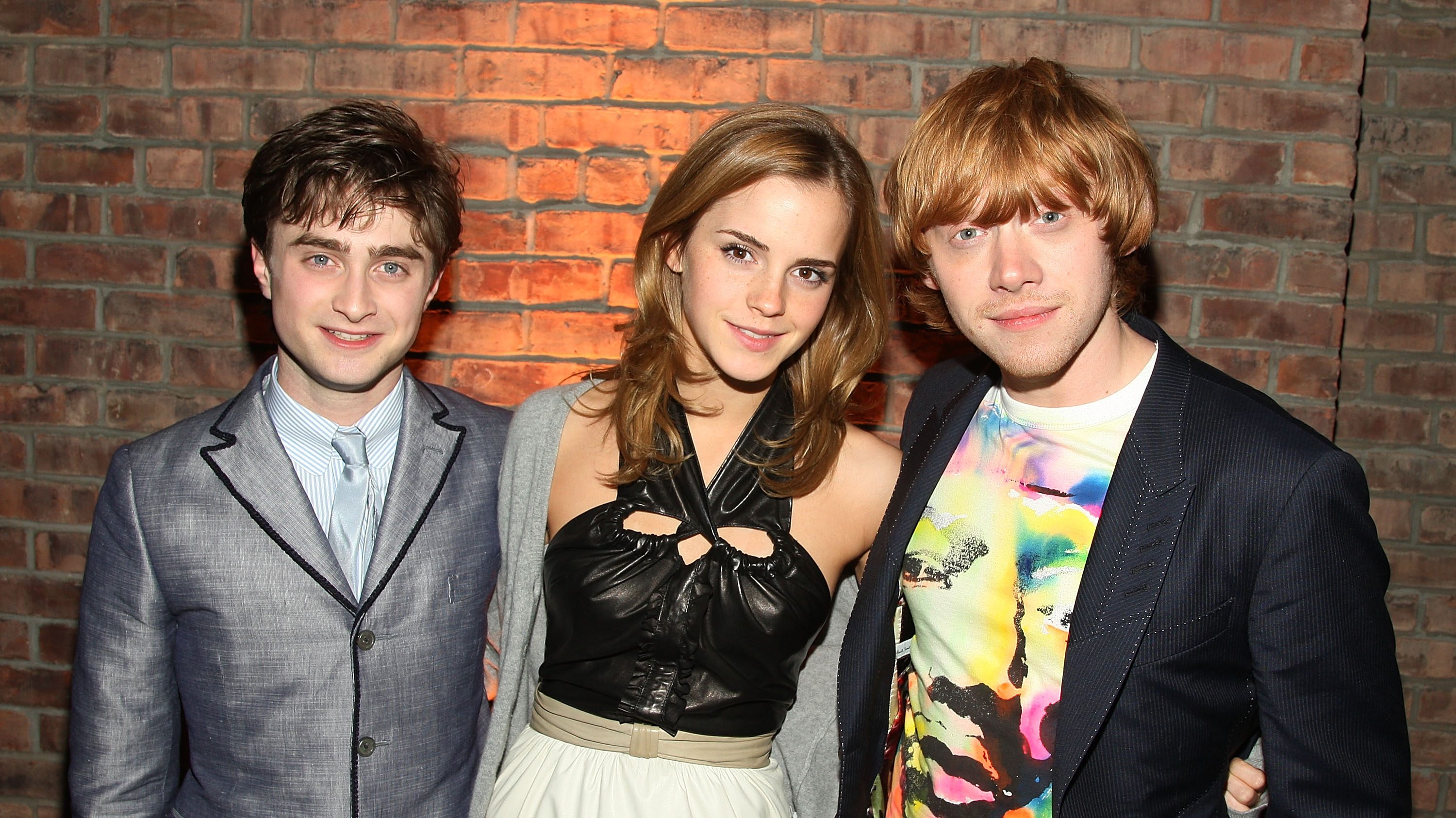 Emma Watson gyerekkori fotója után most két színész nevét cserélték fel a Harry Potter különkiadásában