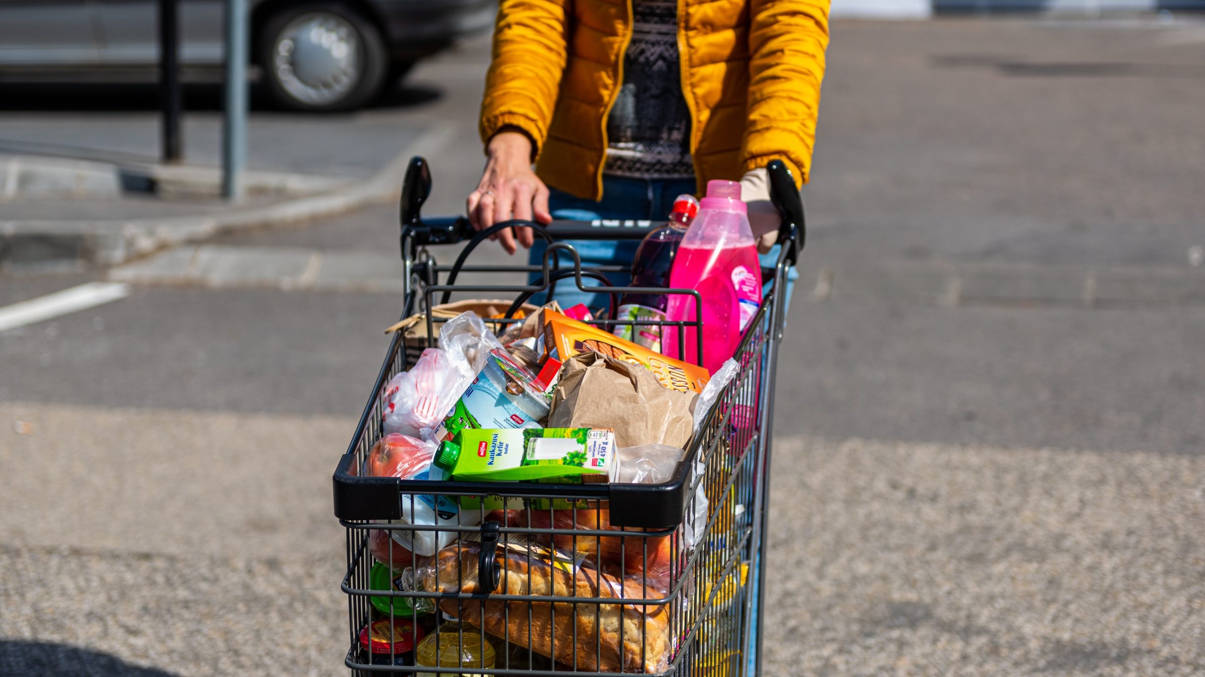 Megmérték: egy év alatt 12-15 százalékkal kellett ugyanazért a bevásárlásért többet fizetni az ALDI-ban és a LIDL-ben