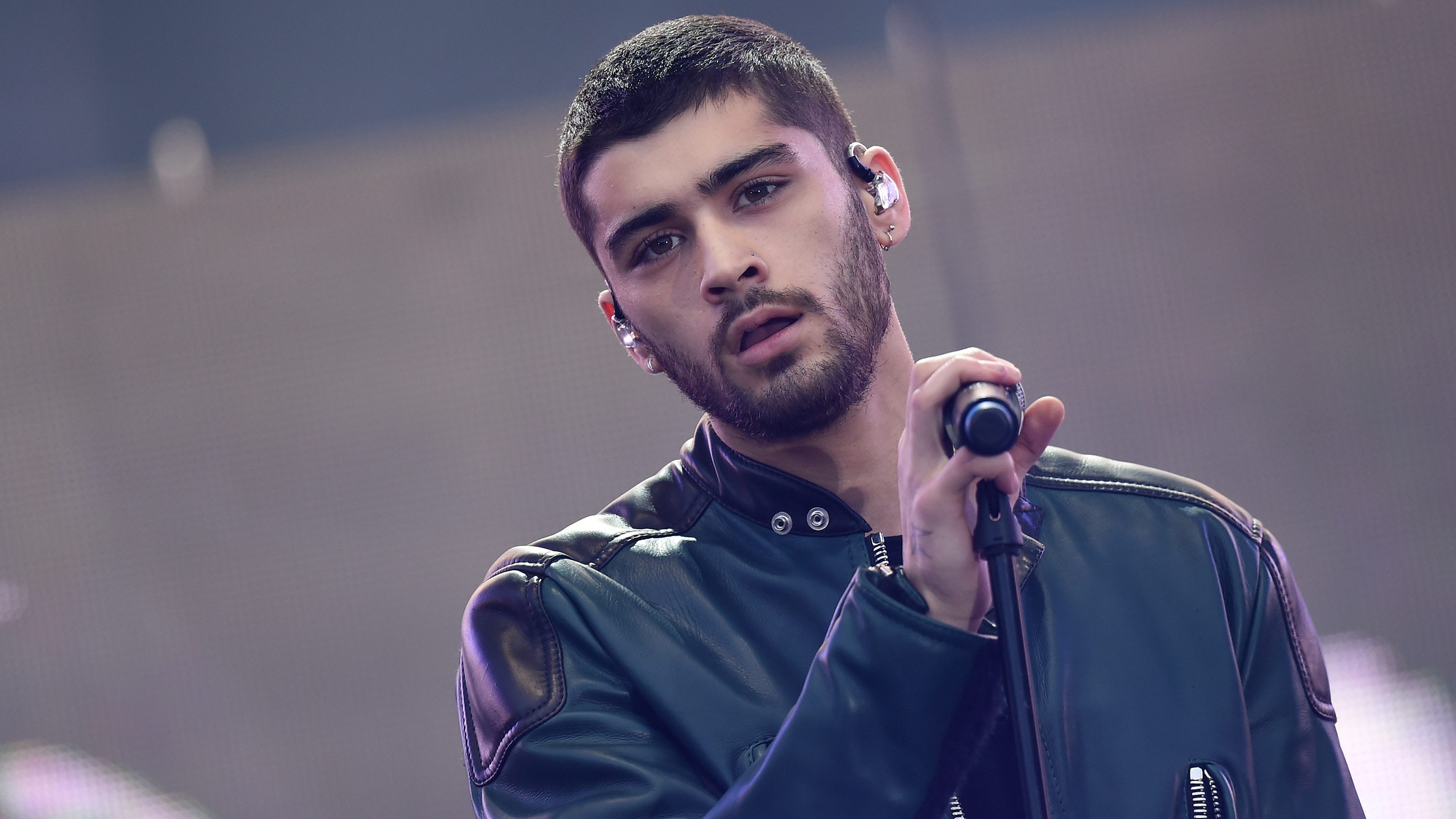 Zayn Malik regisztrált egy plus-size társkeresőre