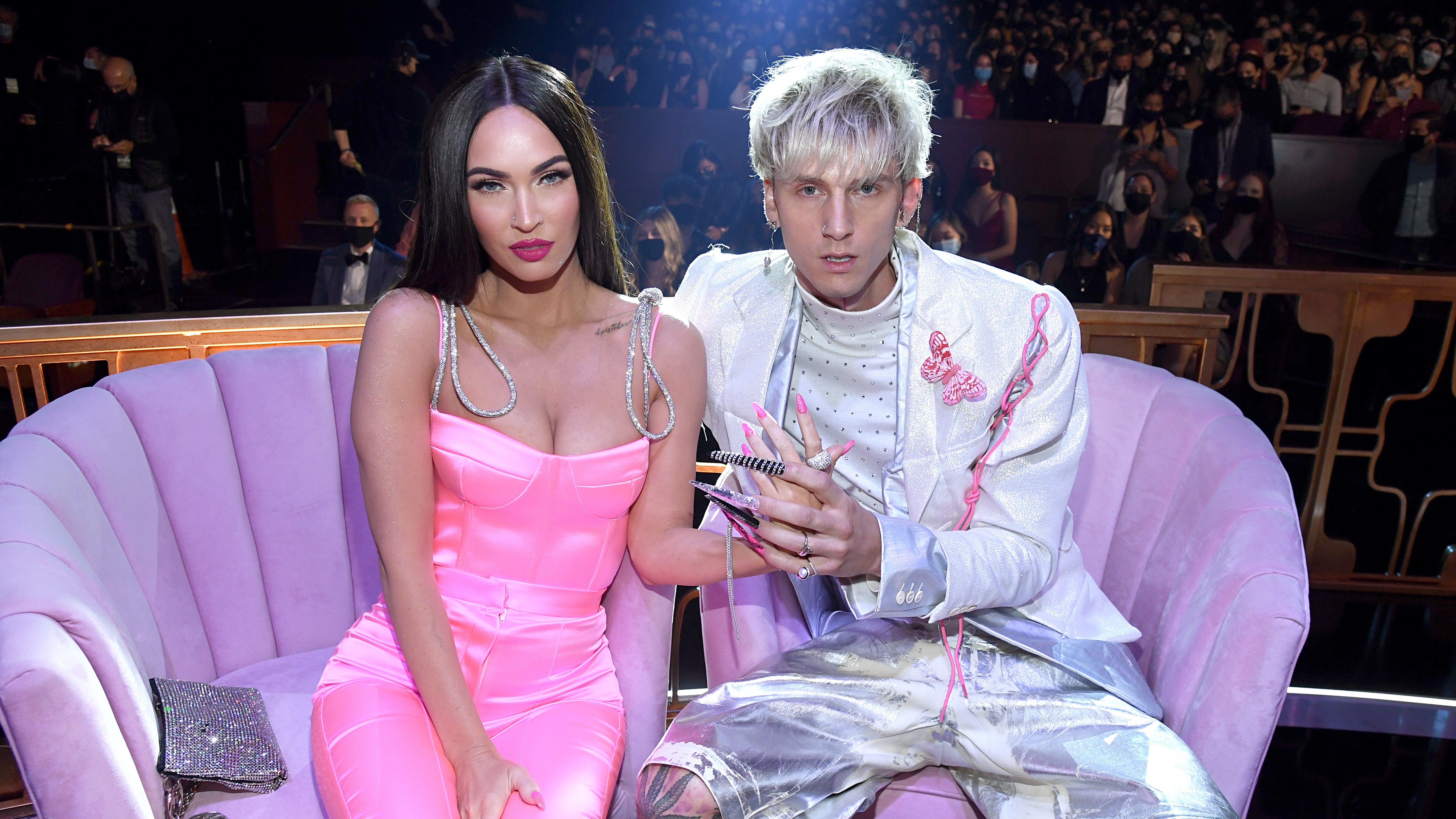 Machine Gun Kelly eljegyezte Megan Foxot