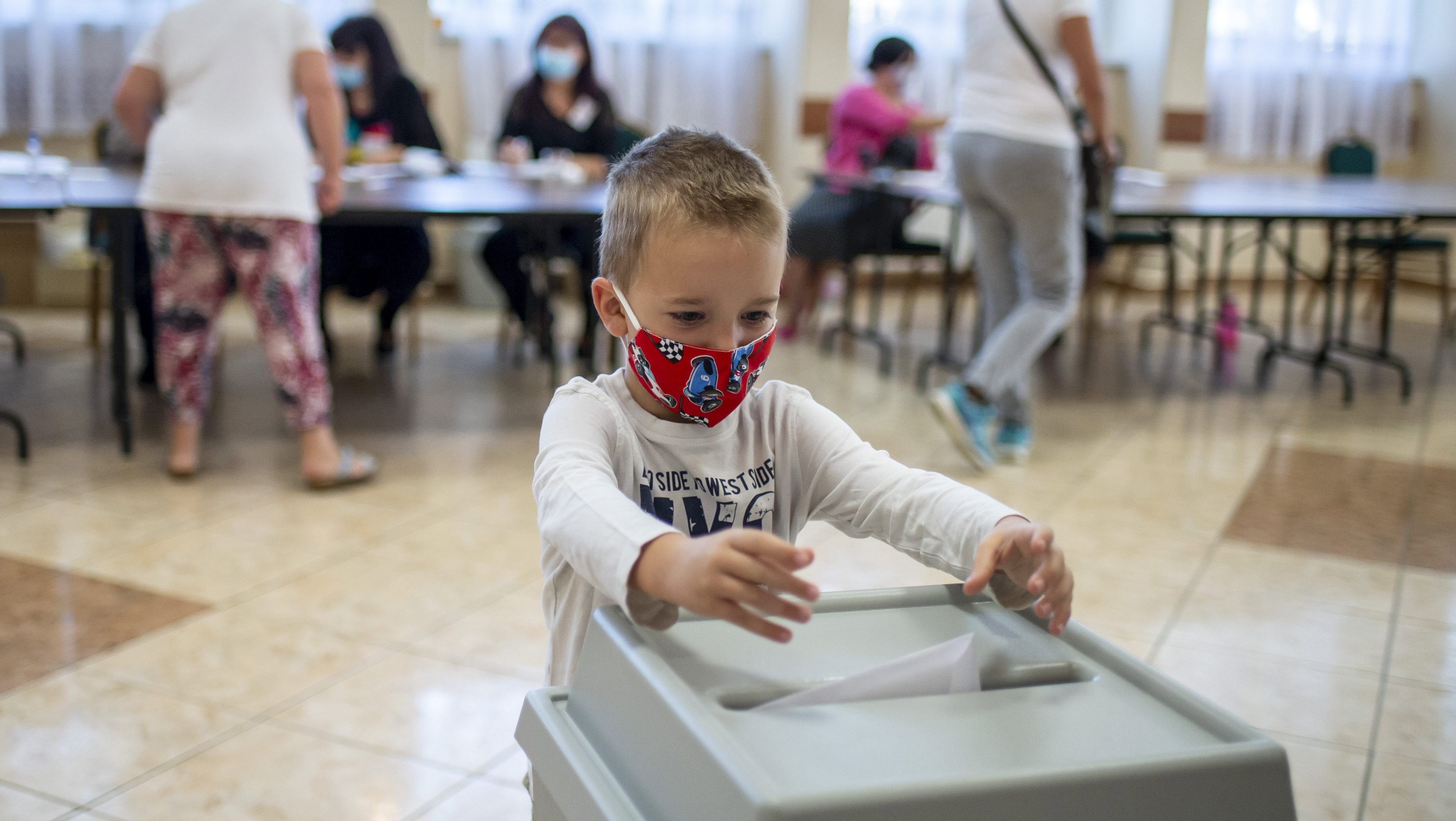 Teljes körű választási megfigyelő missziót javasolt az Ebesz Magyarországra