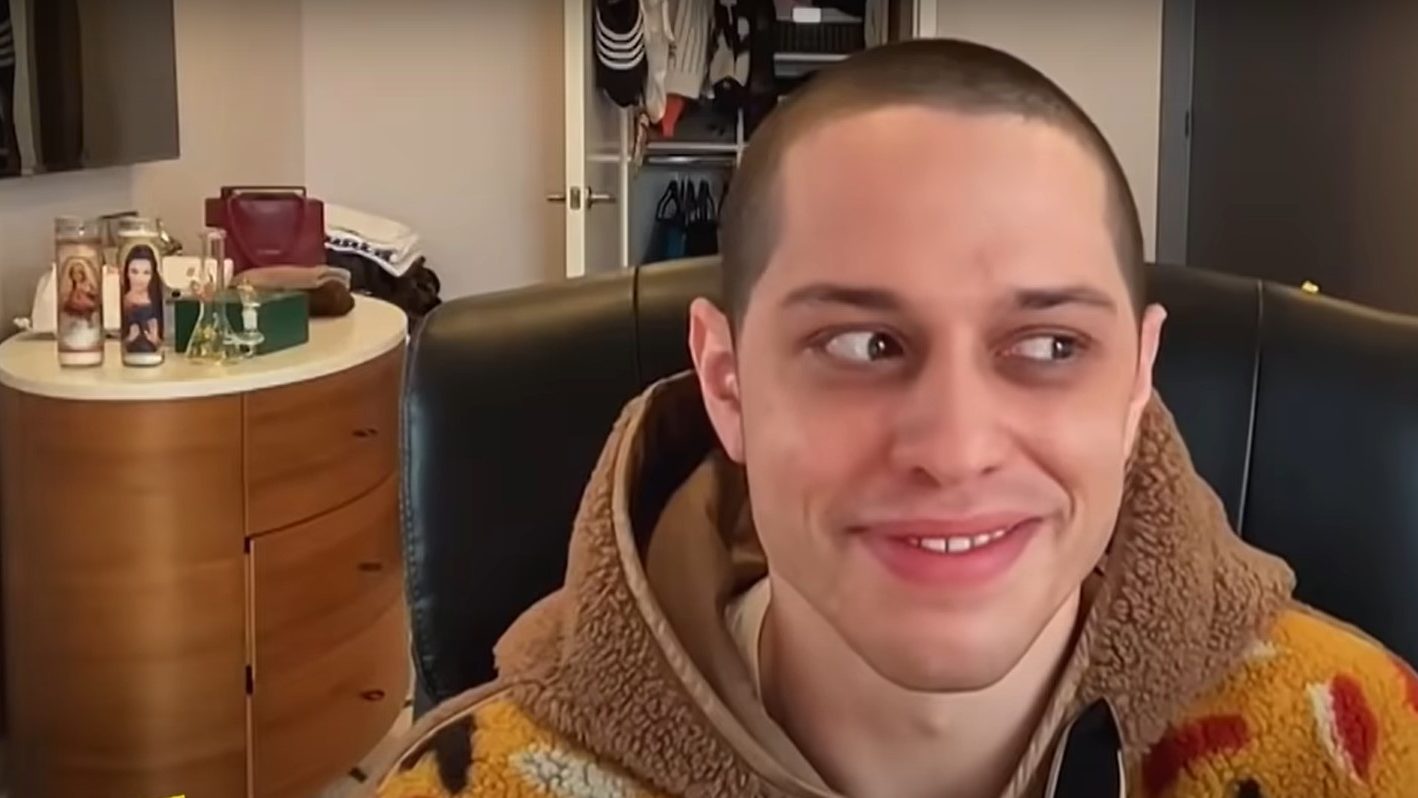 Pete Davidson hálójában van egy Kim Kardashianos gyertya