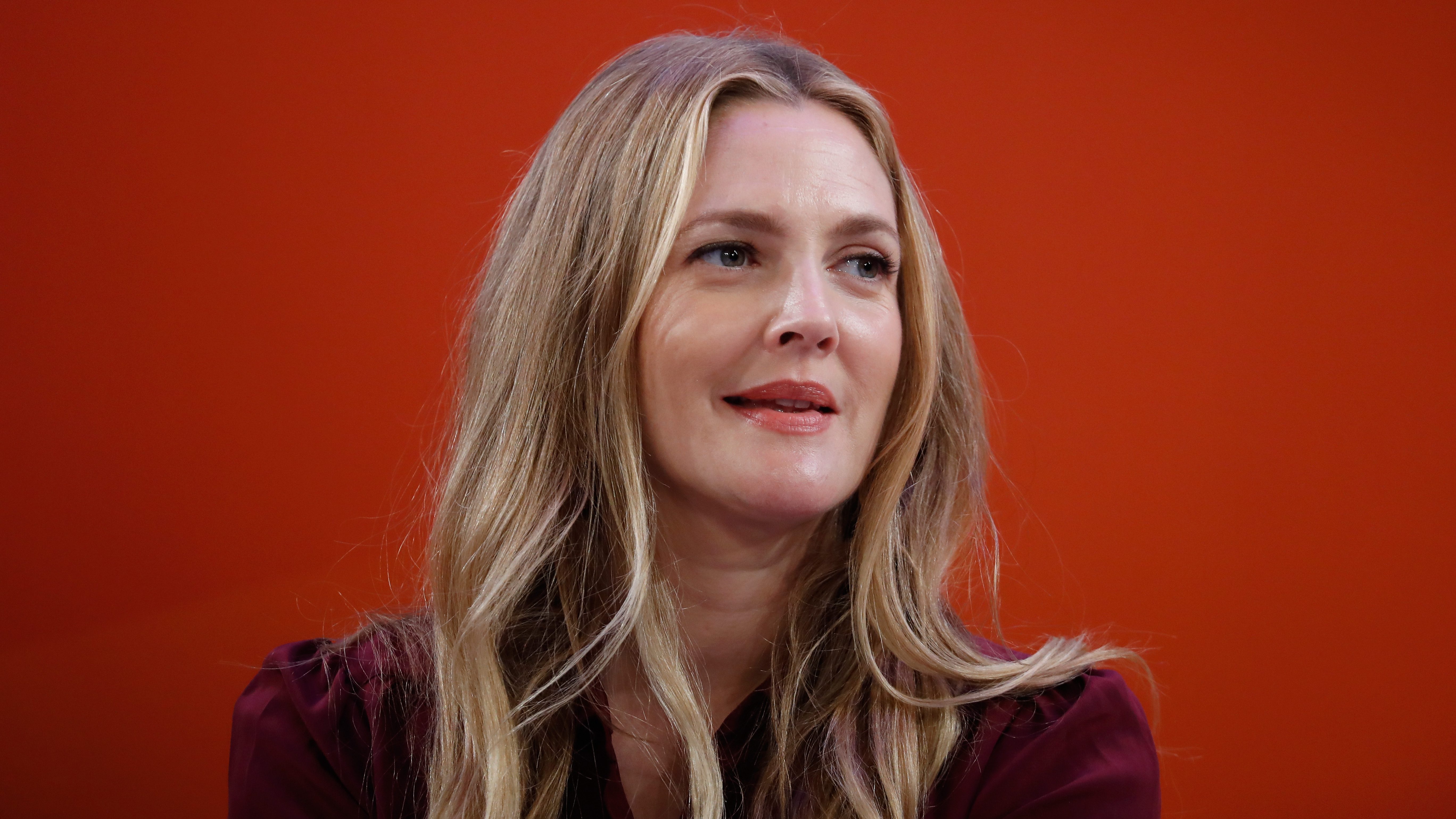 Drew Barrymore a hétvégén megpróbált felszedni egy férfit, akinek fogalma sem volt arról, ki ő