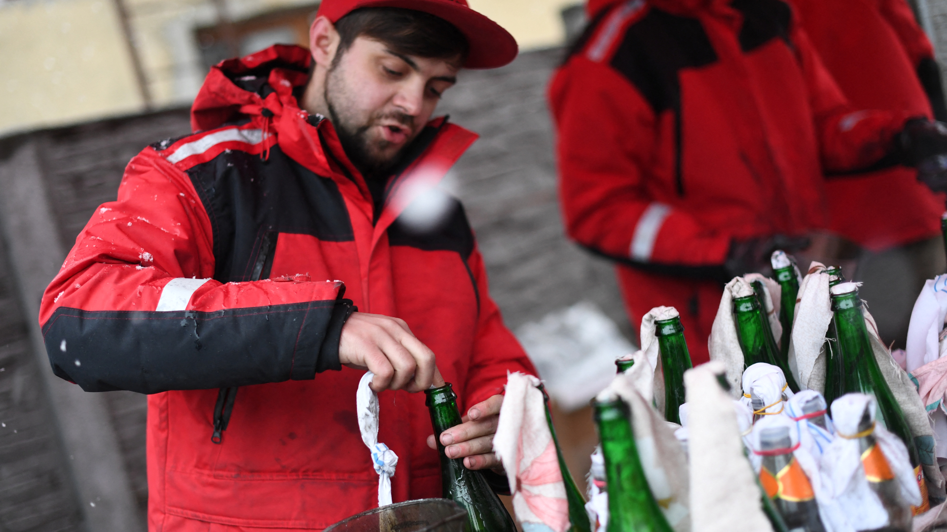 Átállt Molotov-koktélok palackozására egy ukrán sörfőzde