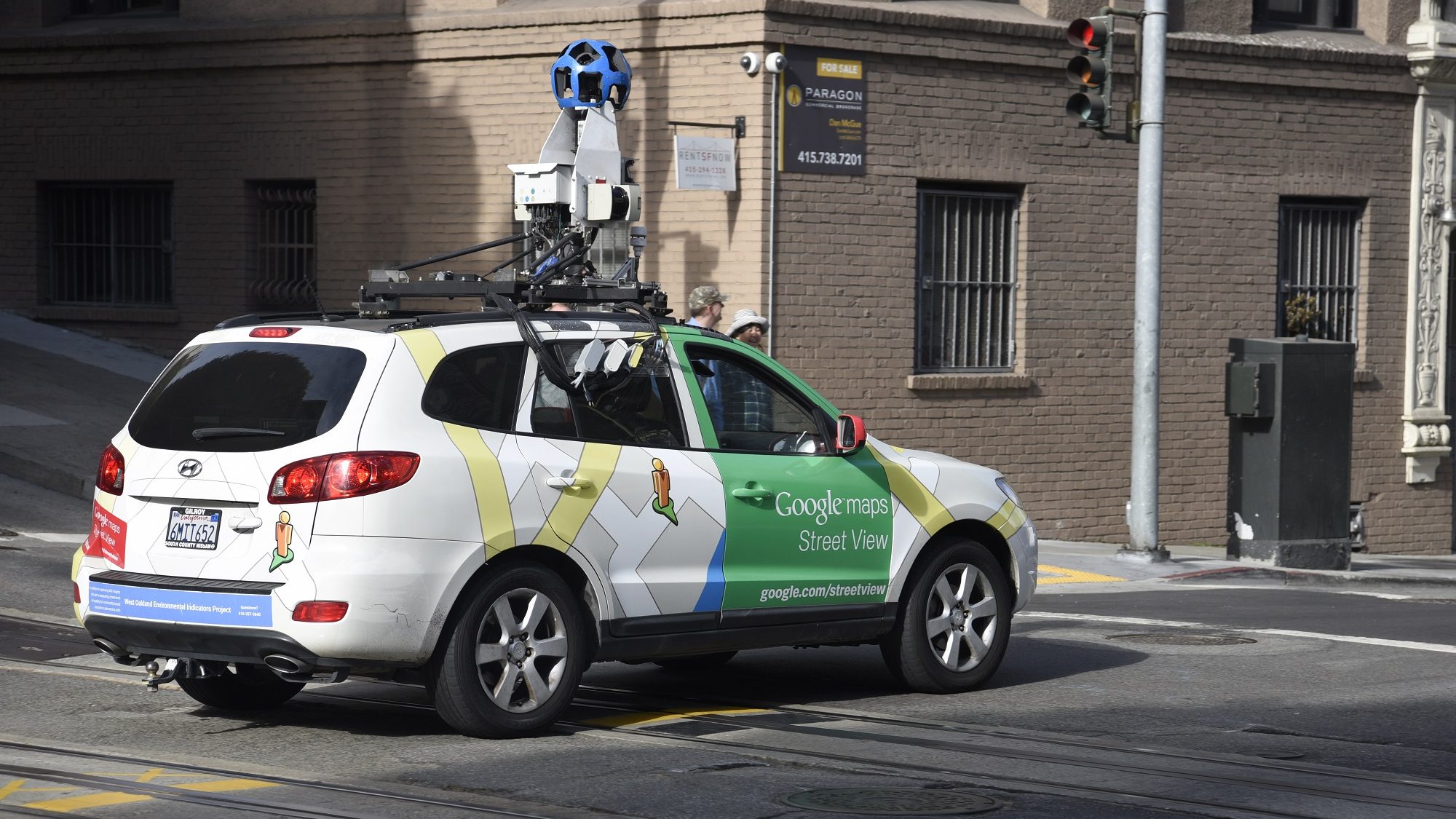 Újra itthon fotóznak a Google Street View autói