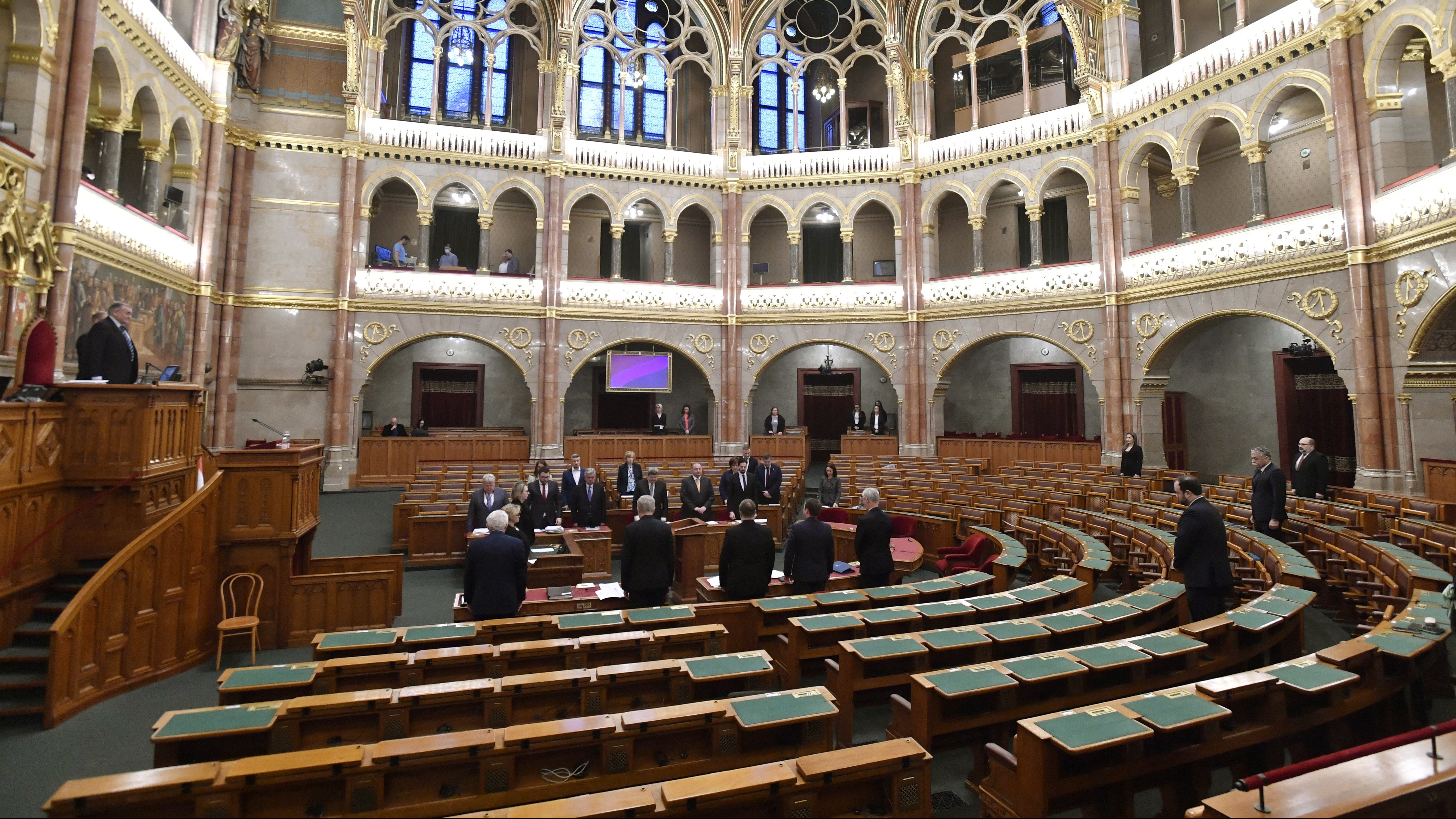 Jakab Péter a Parlamentben: Egy igazi aberrált tolvaj banda, nagyjából így fog önökre emlékezni az utókor