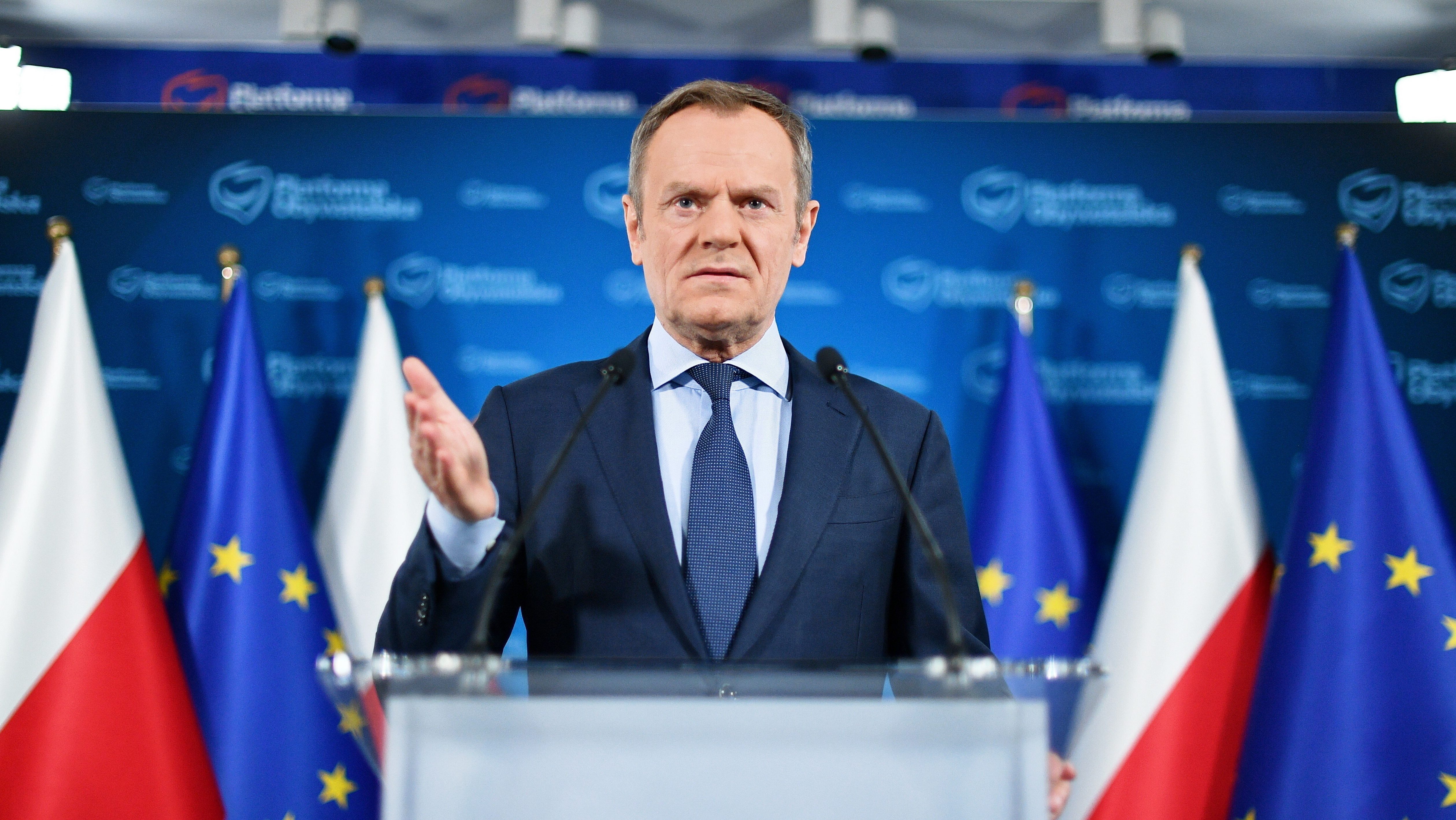 Nem a Békemenetre, hanem az ellenzékhez érkezik lengyel támogató: Donald Tusk Márki-Zay mellett lép fel