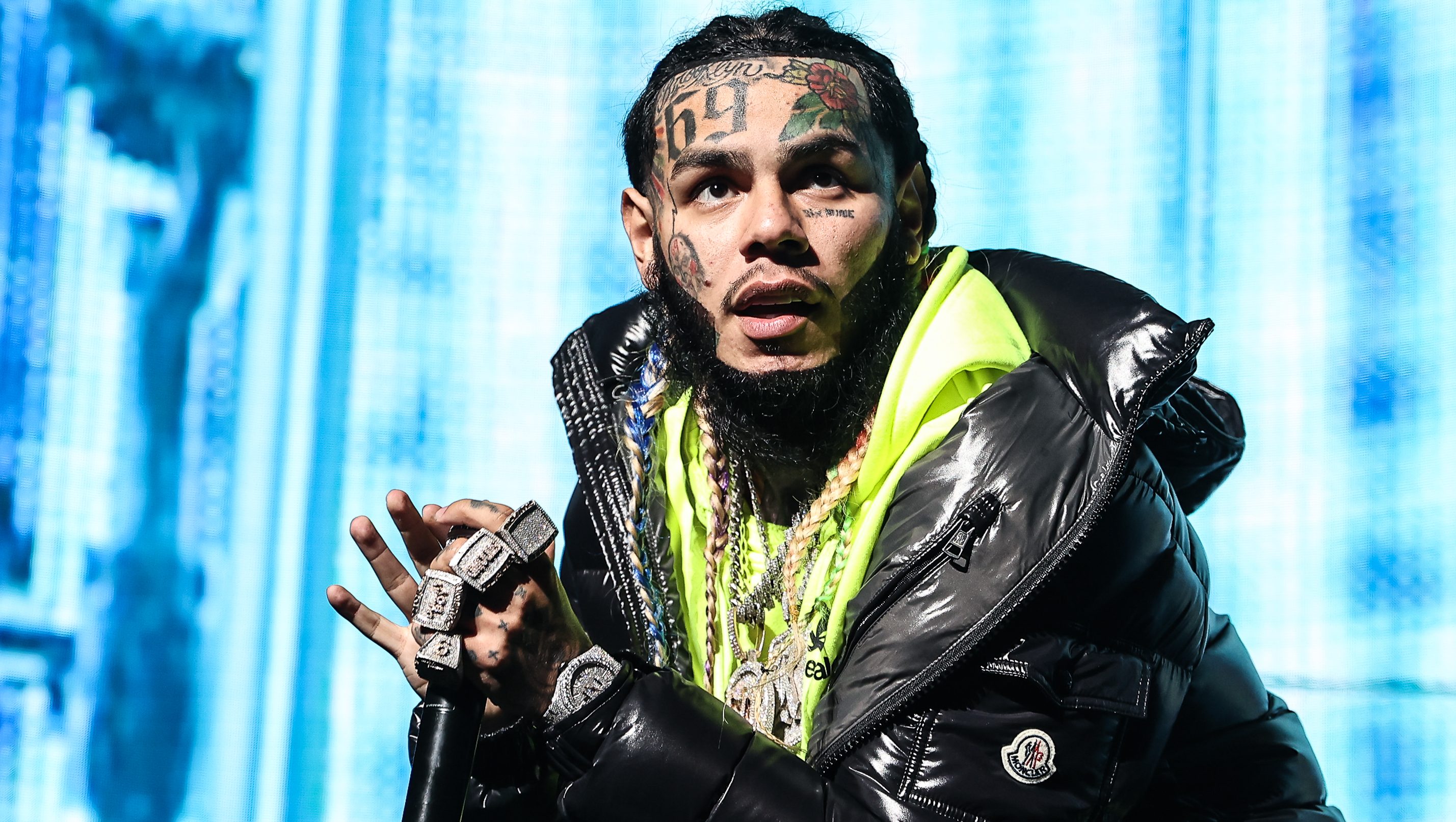 Tekashi69 azt mondja, a csőd szélén áll, a megélhetésért küzd